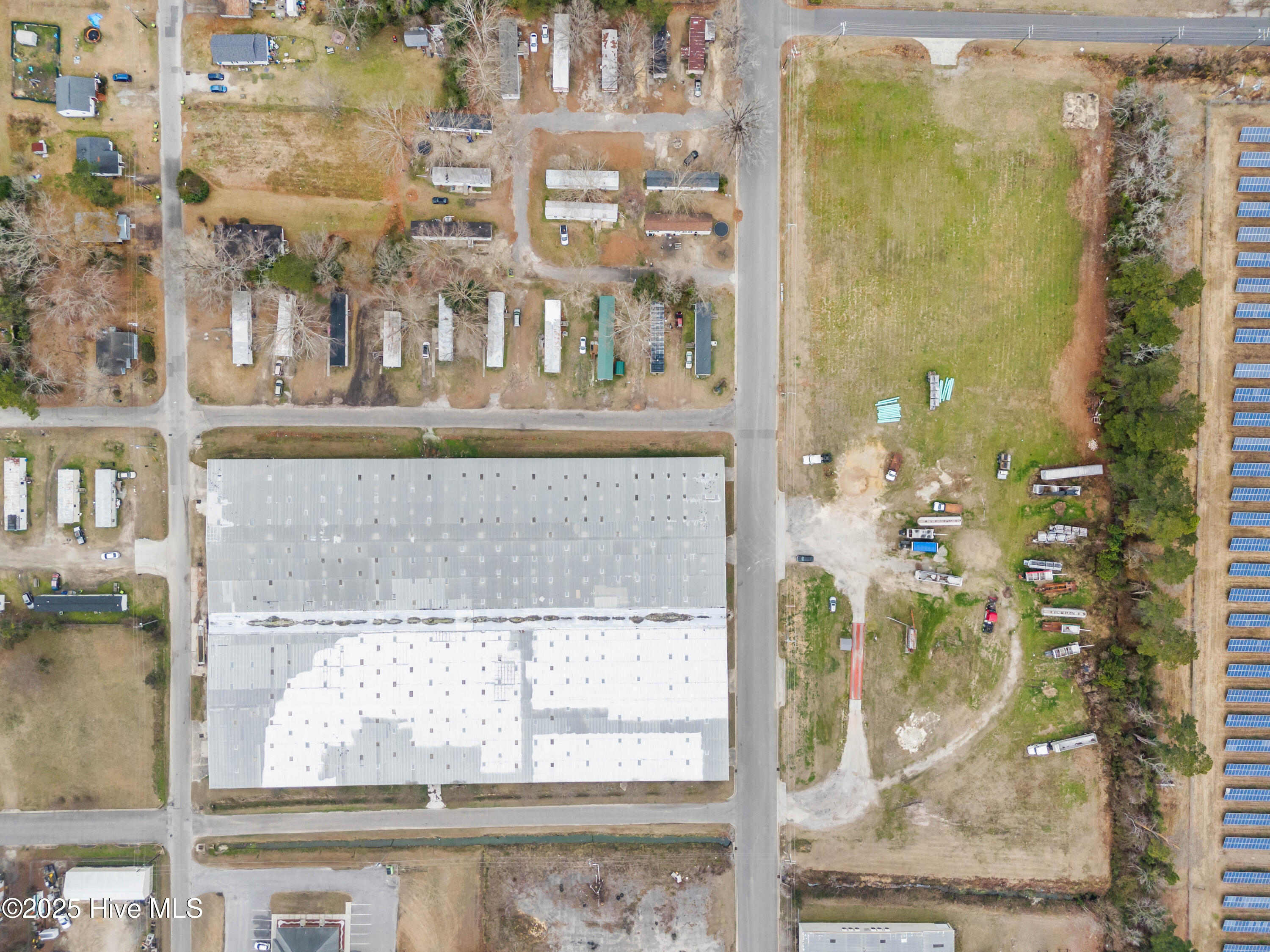 100488608 | Photo 15