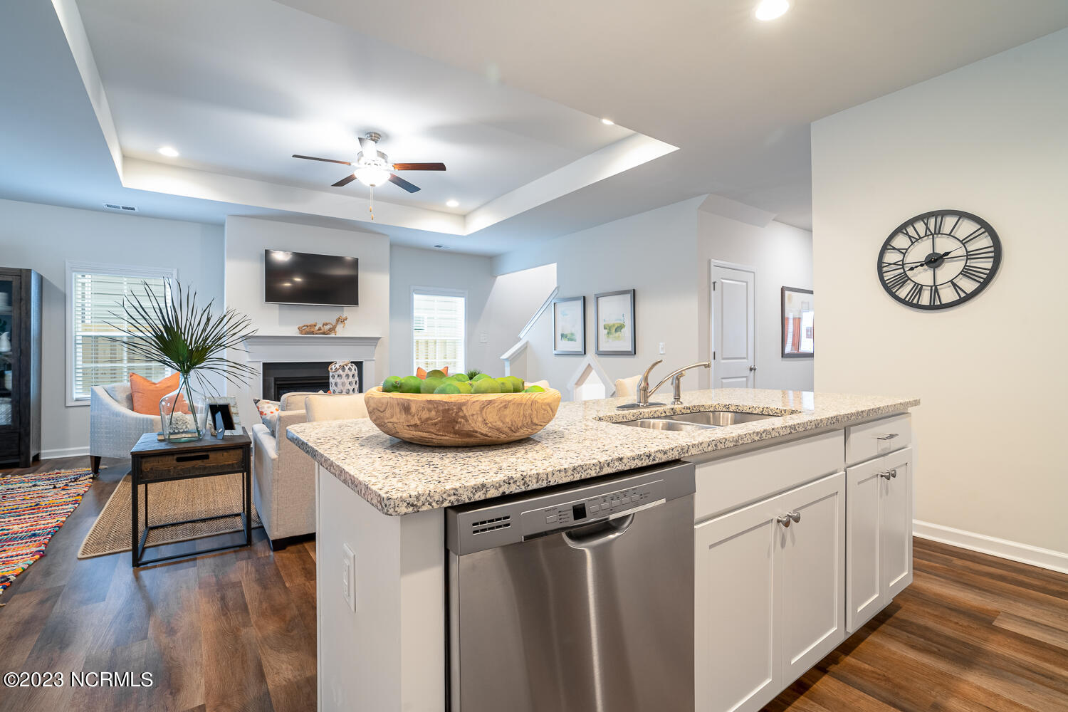 100517567 | Photo 44