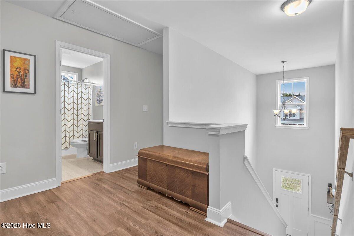 100558740 | Photo 38