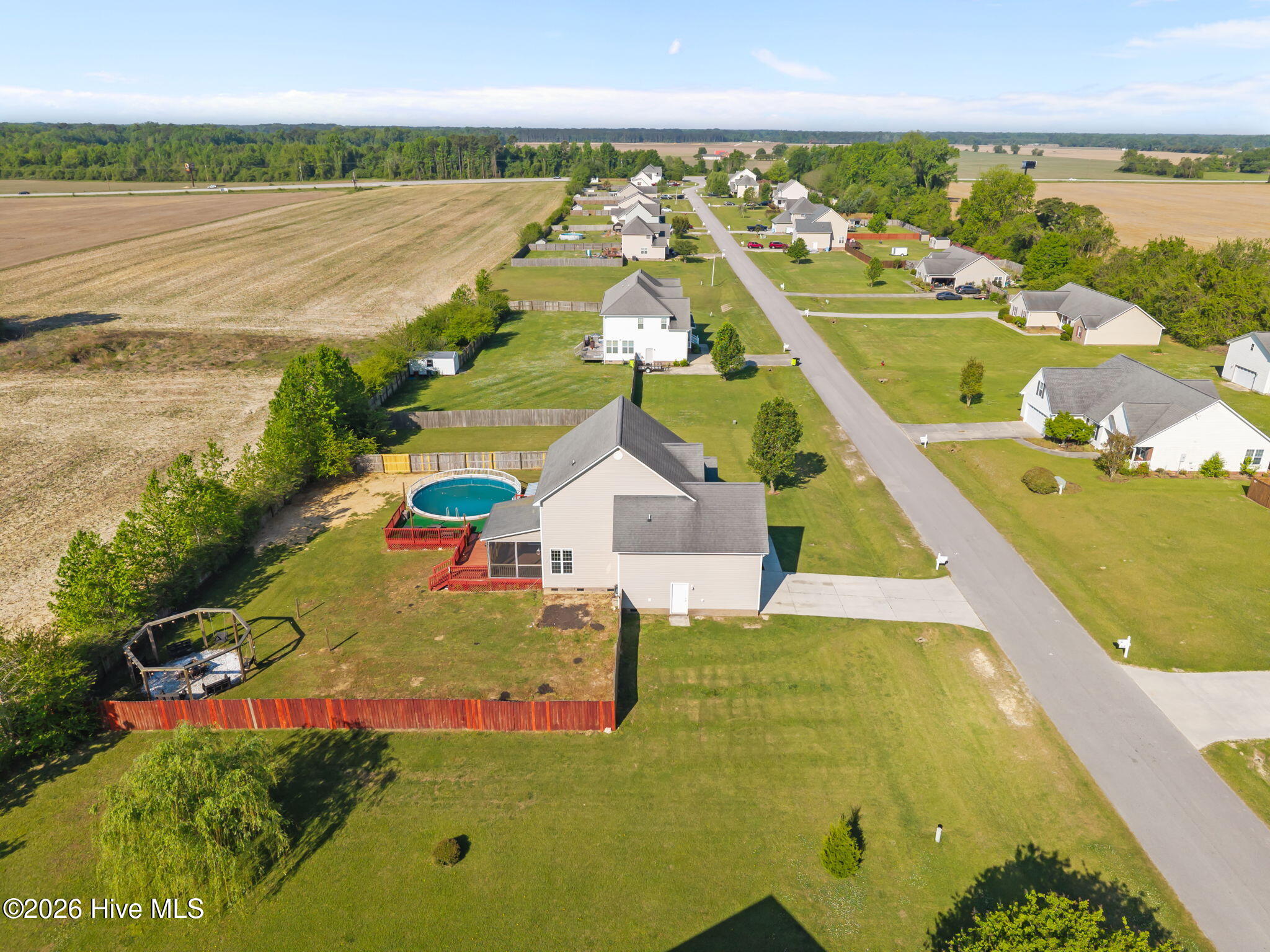 100568078 | Photo 48