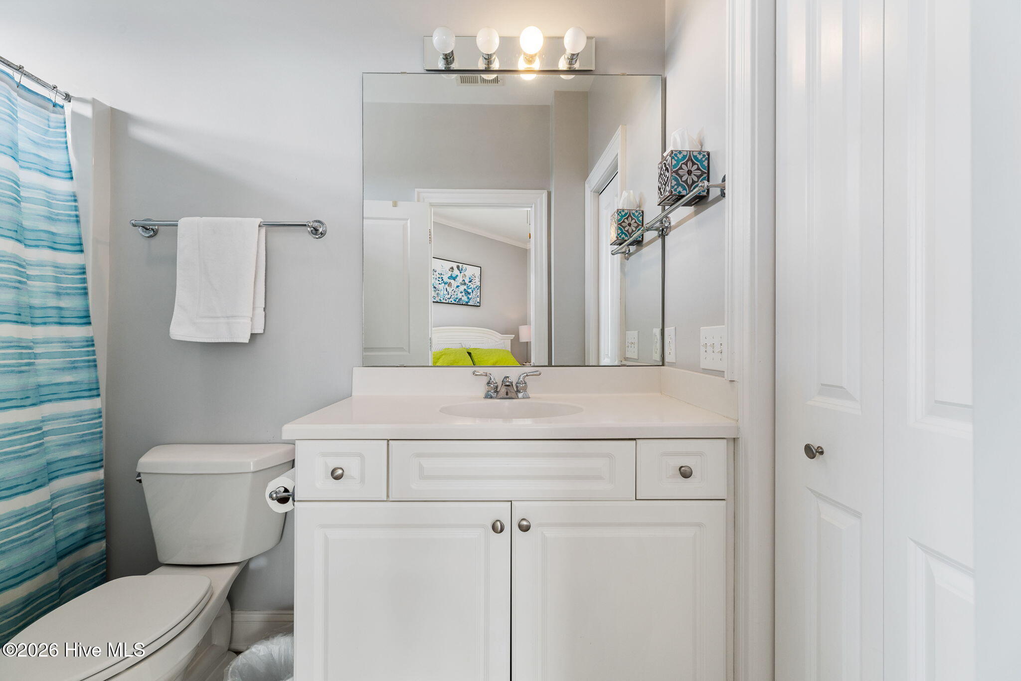 100551653 | Photo 70