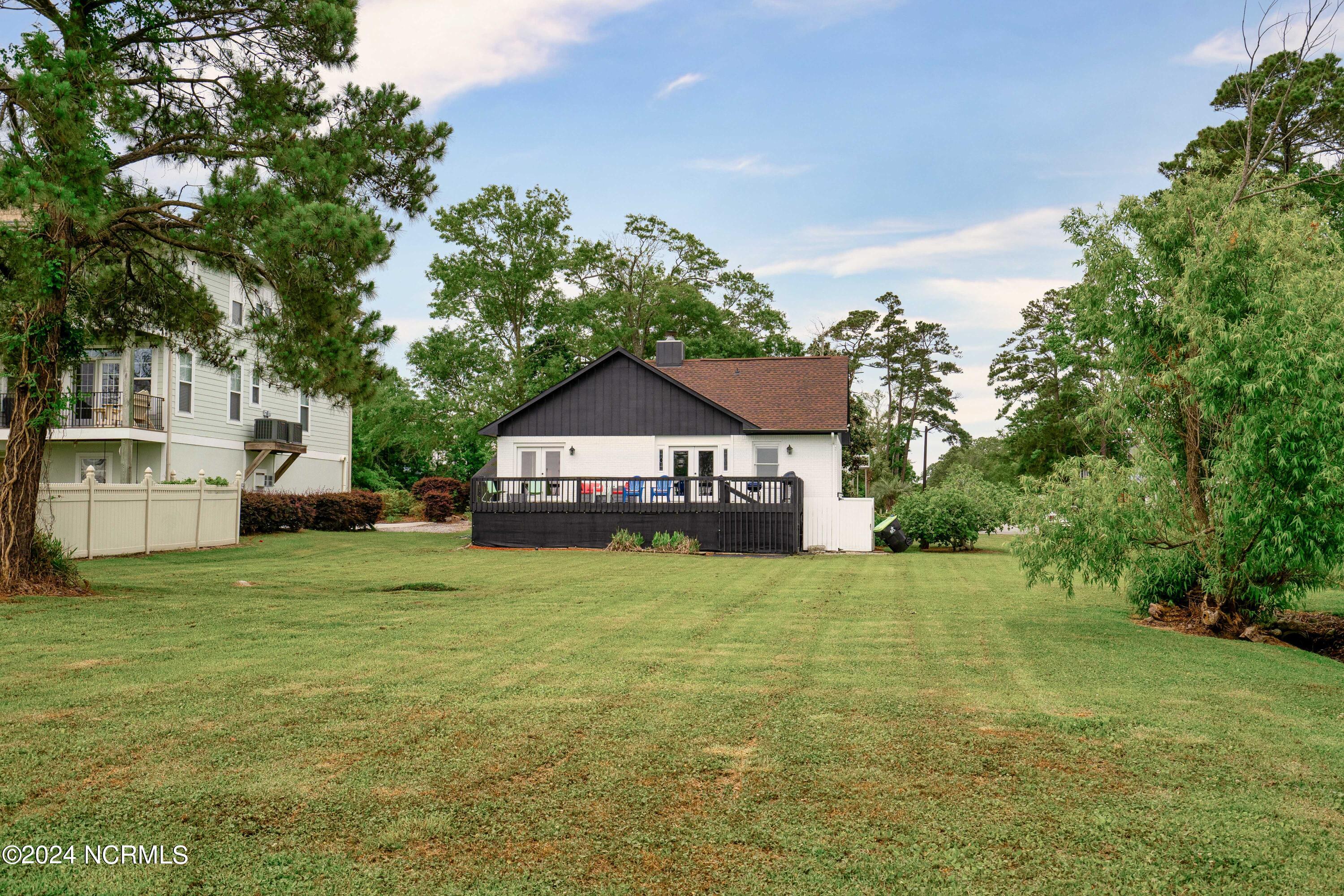 100560914 | Photo 45