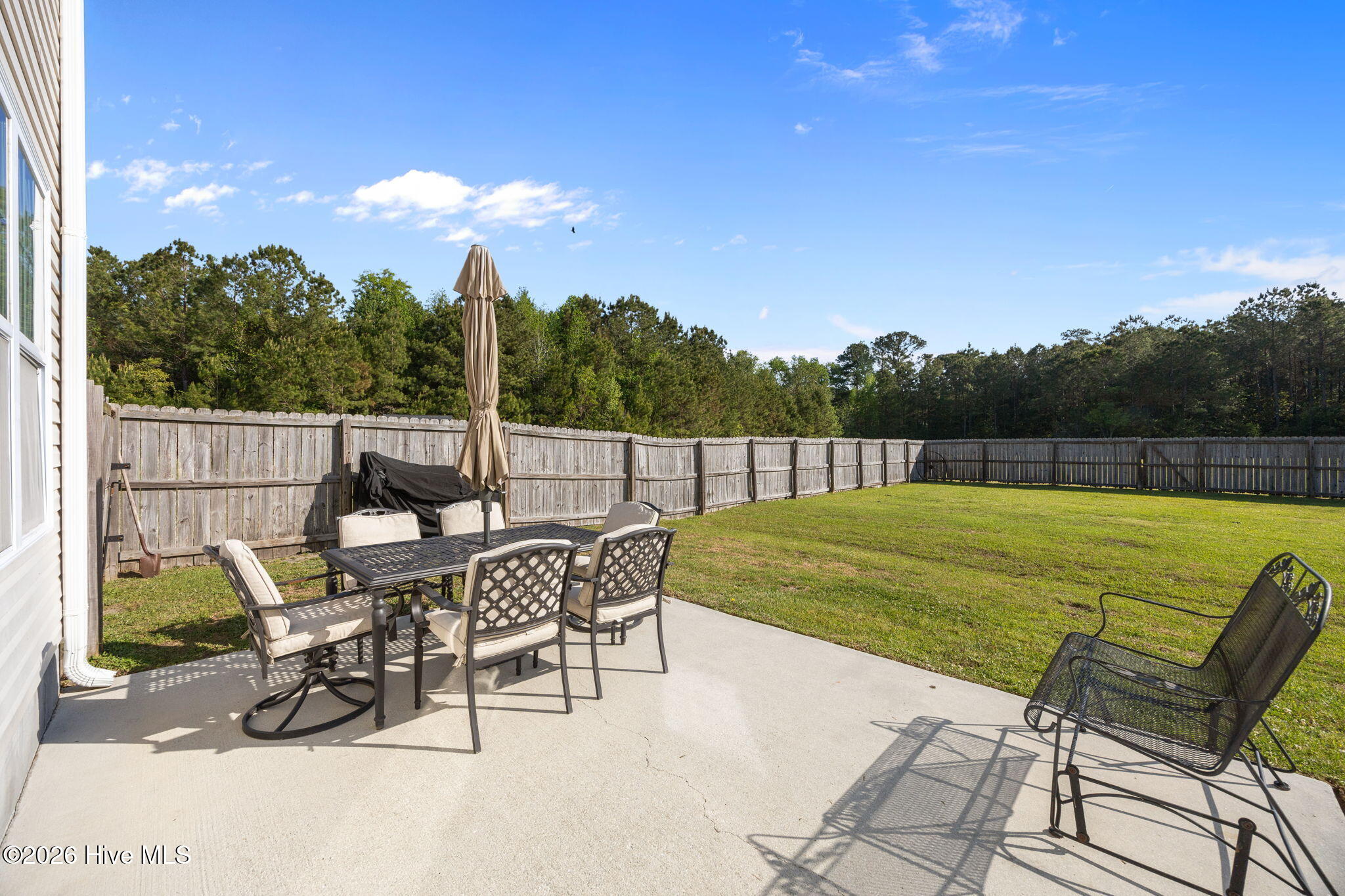 100566701 | Photo 15