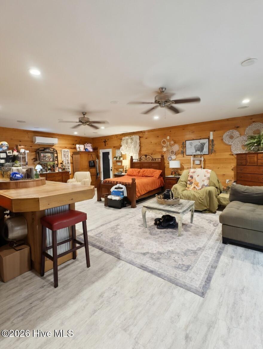 100563366 | Photo 31