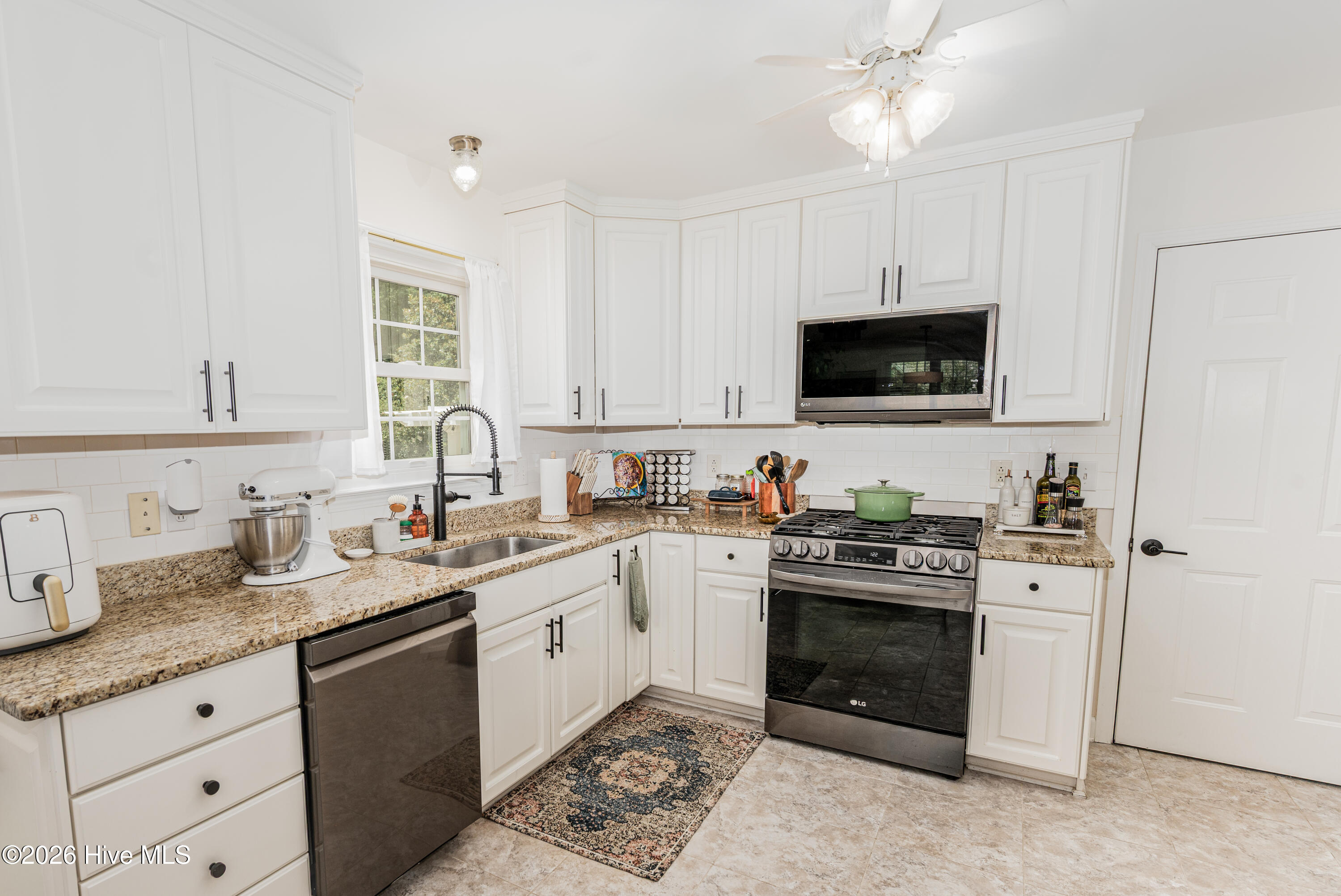 1004 Somerset Court,Trent Woods