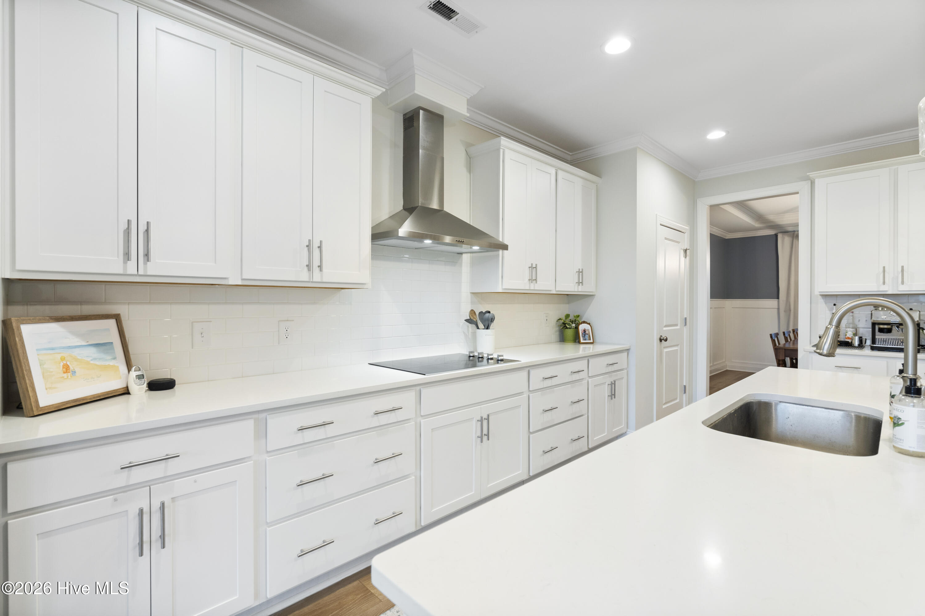 100549659 | Photo 26