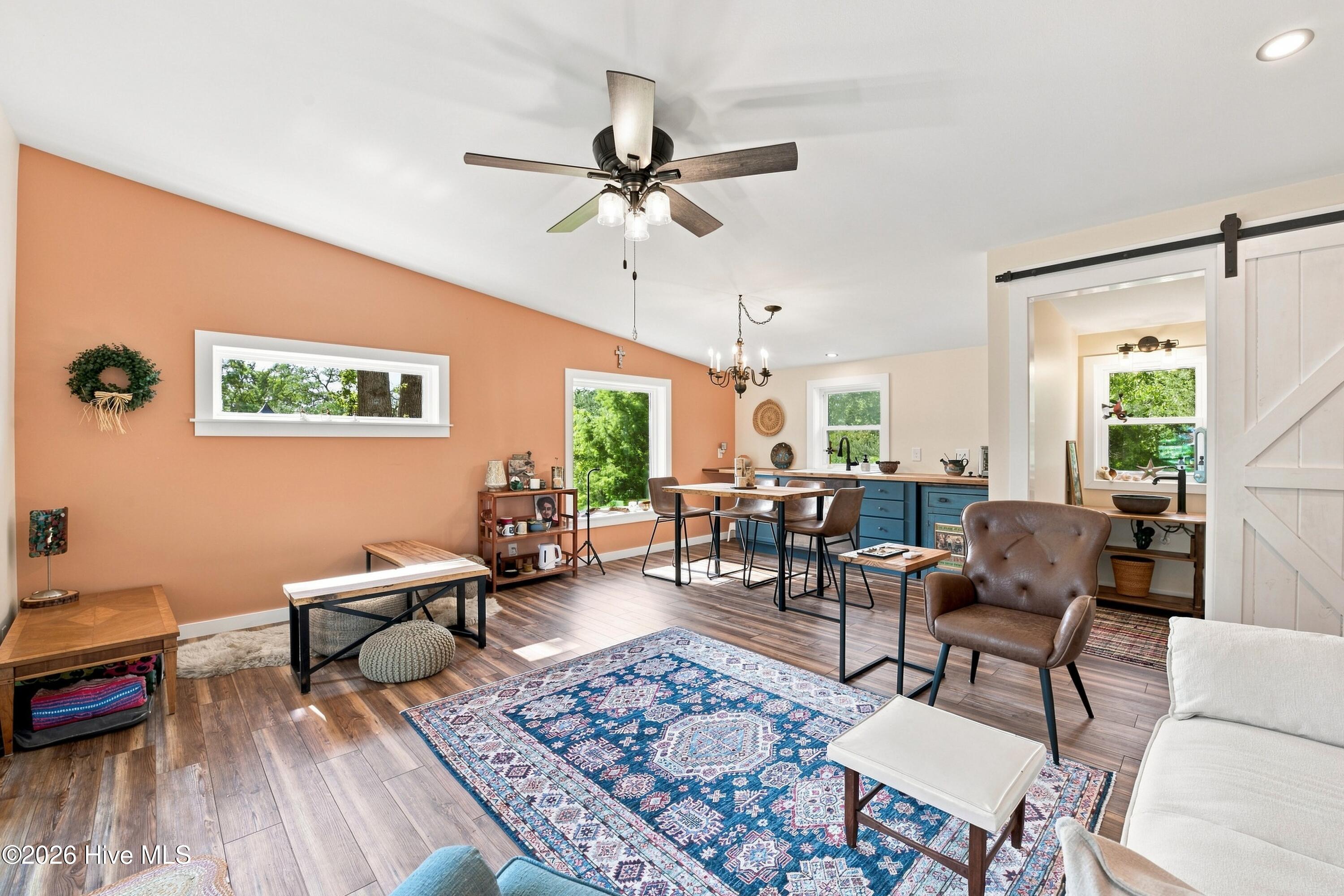 619 First Avenue,Oriental