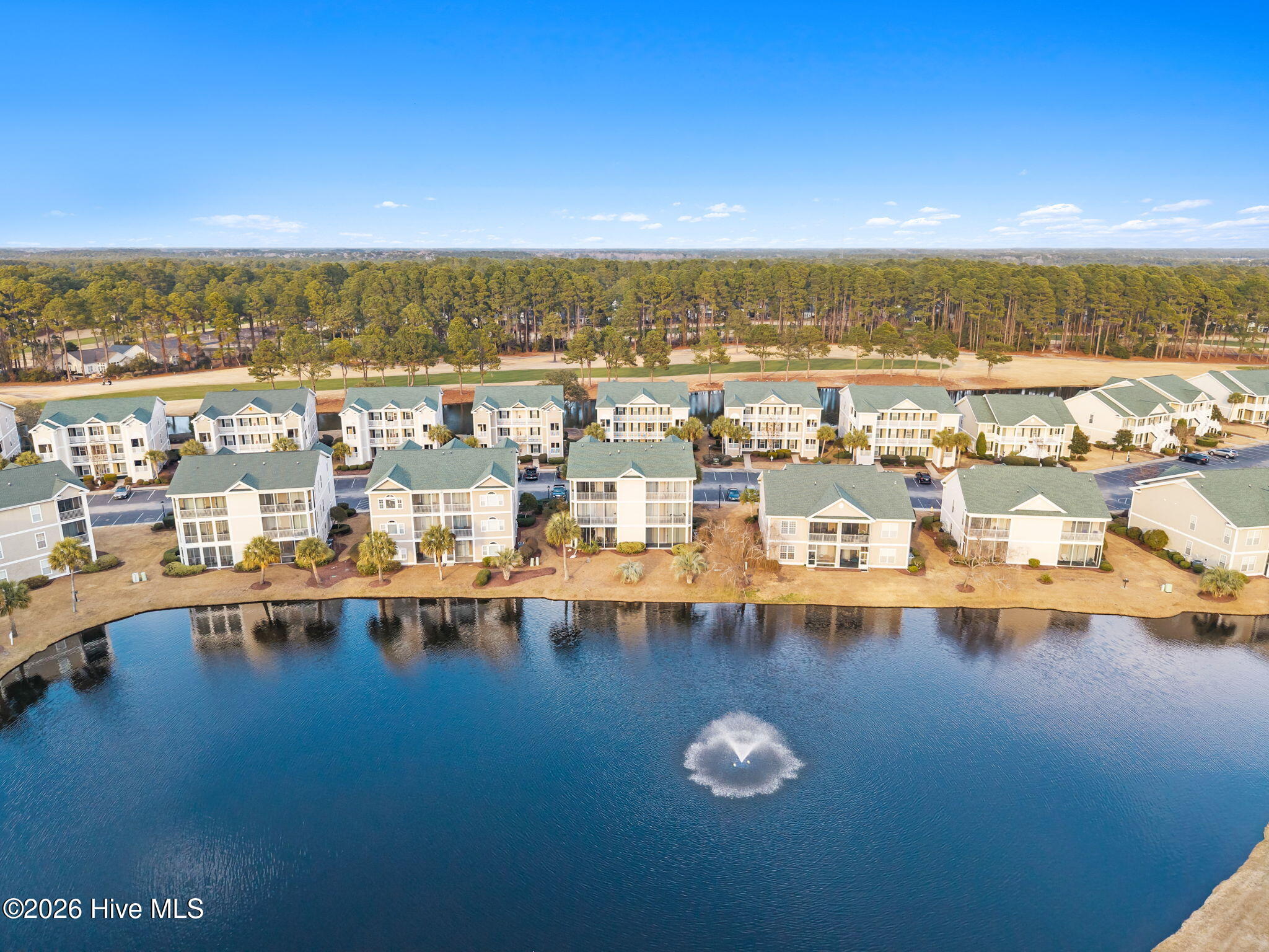 100553900 | Photo 27