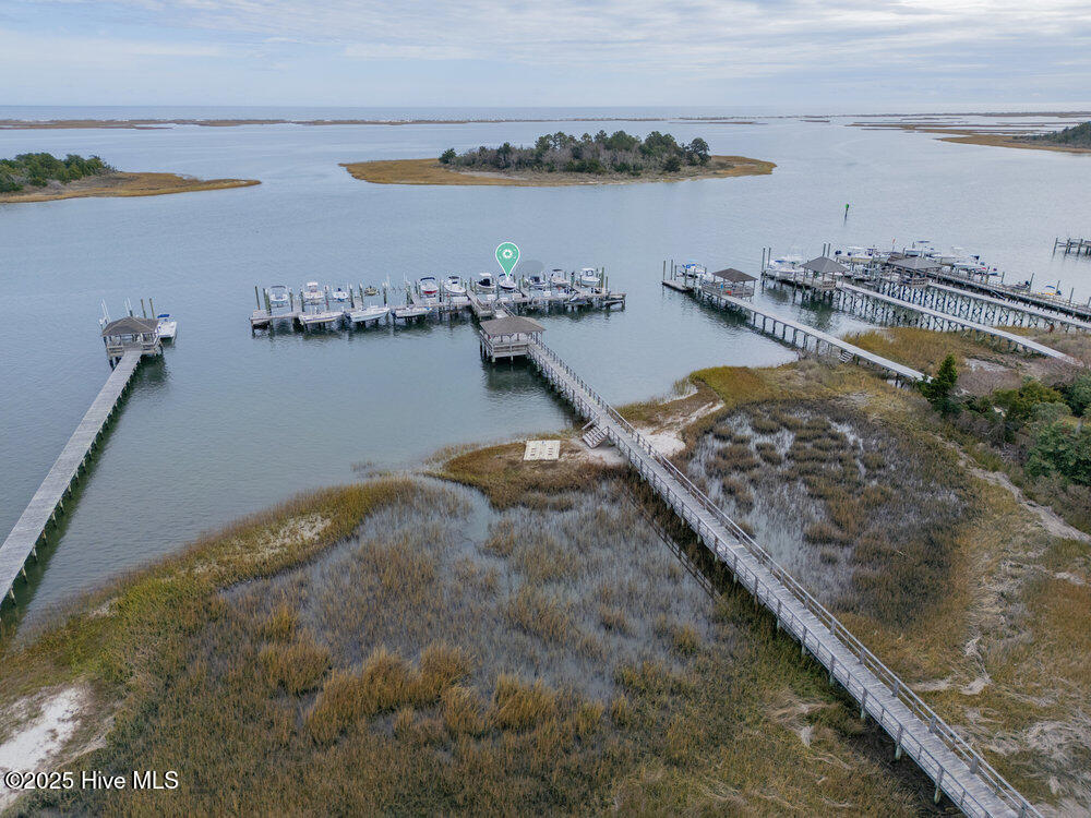 100542782 | Photo 69