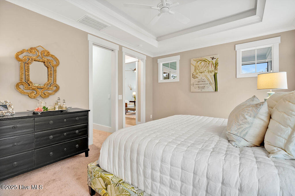 100441833 | Photo 25