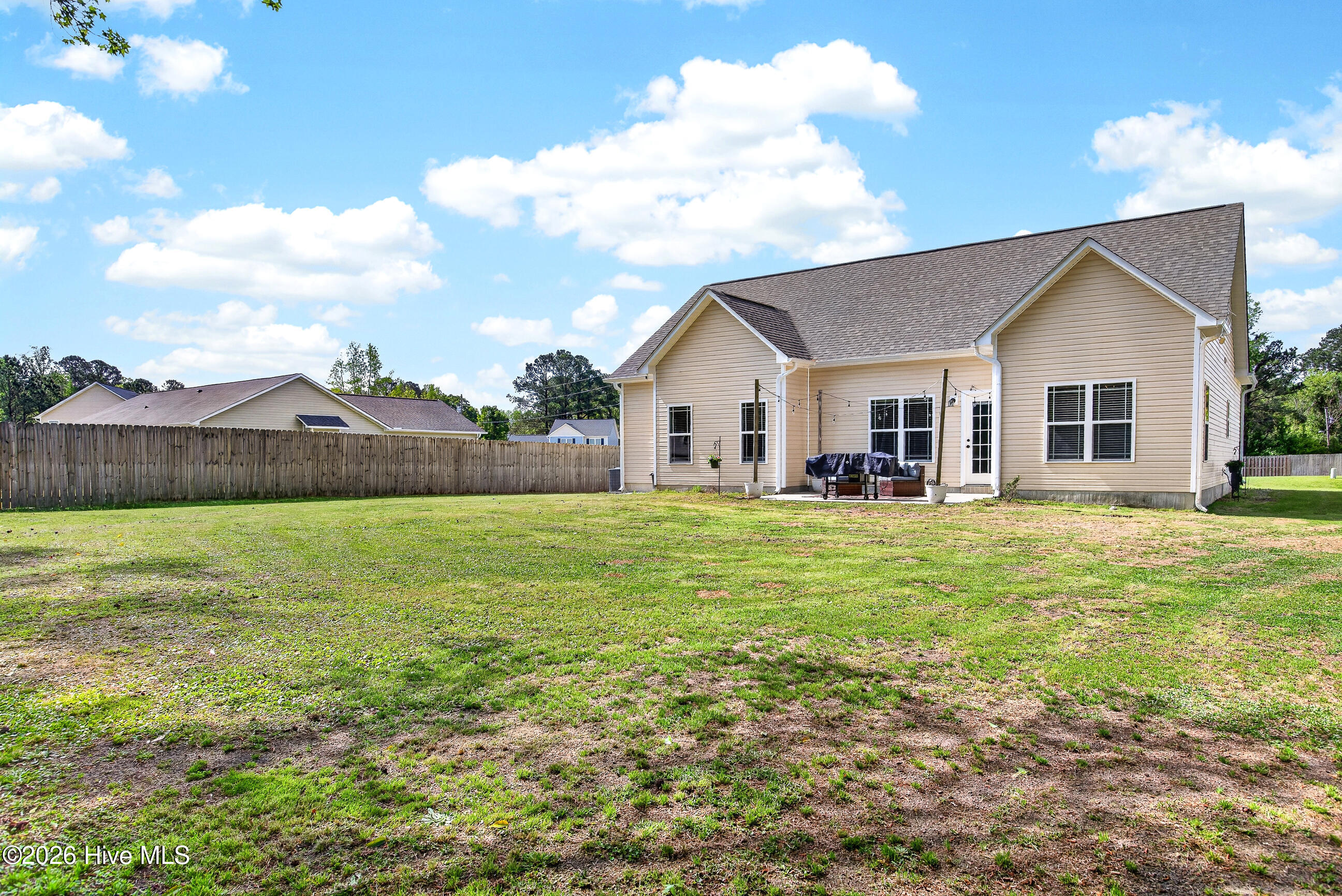 100566078 | Photo 27