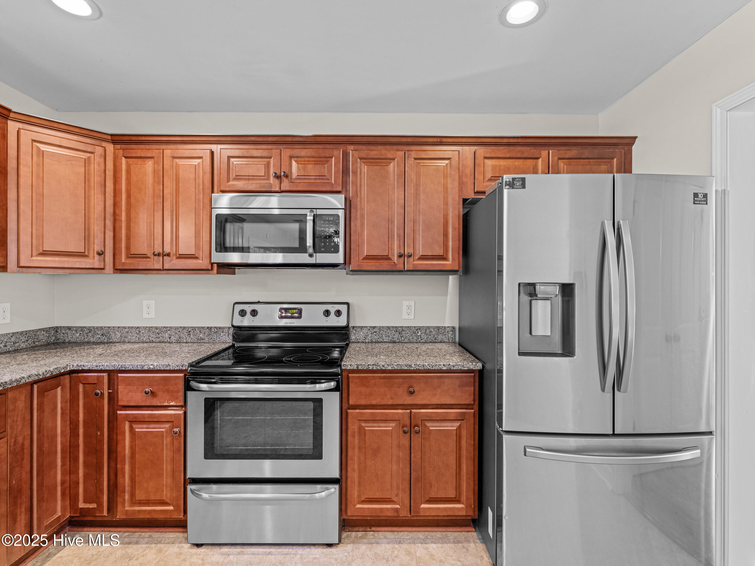 129 Fire Tower Road, Richlands, NC 28574 – photo 16: 025a1408