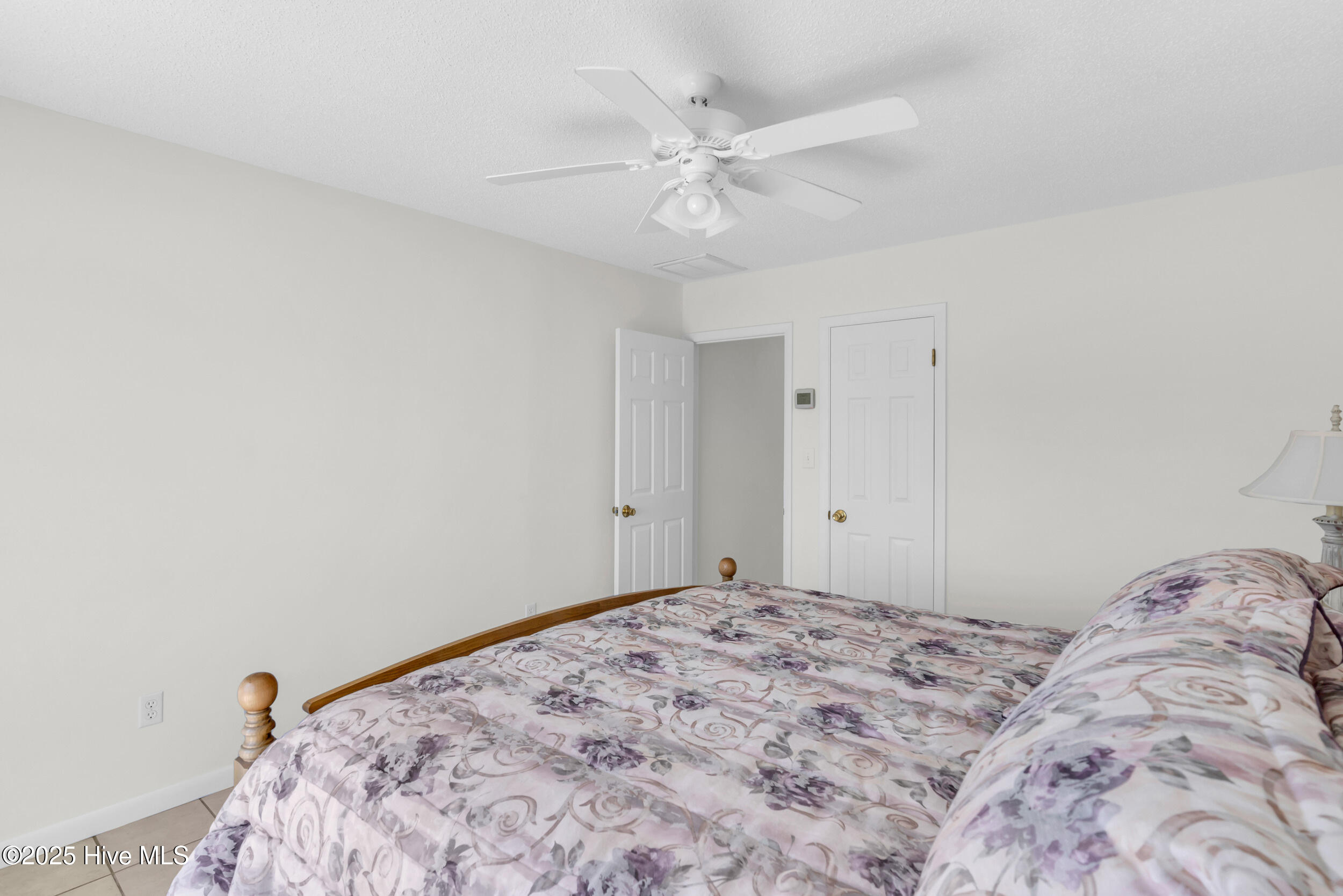 100521626 | Photo 28