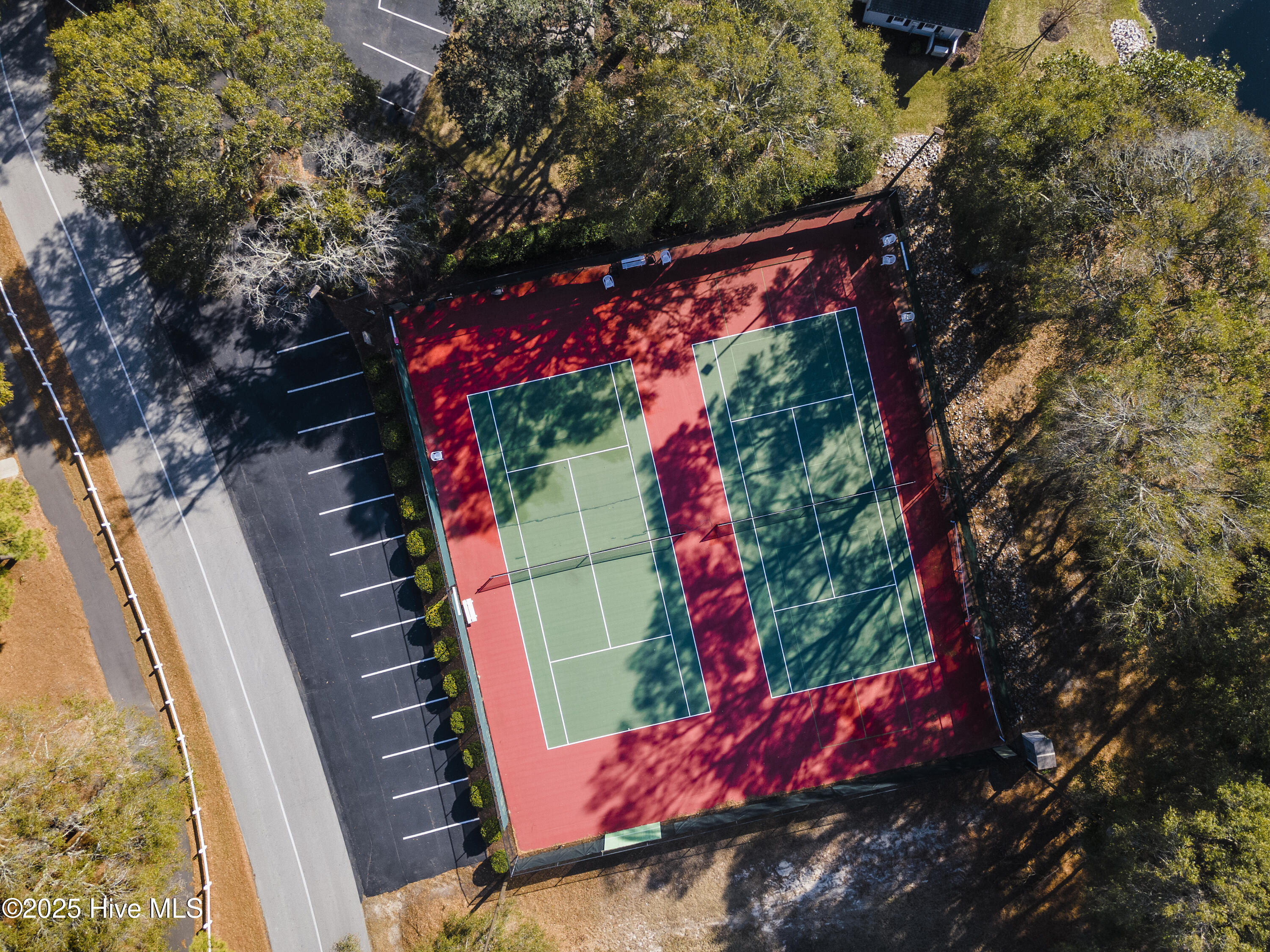 100531595 | Photo 38