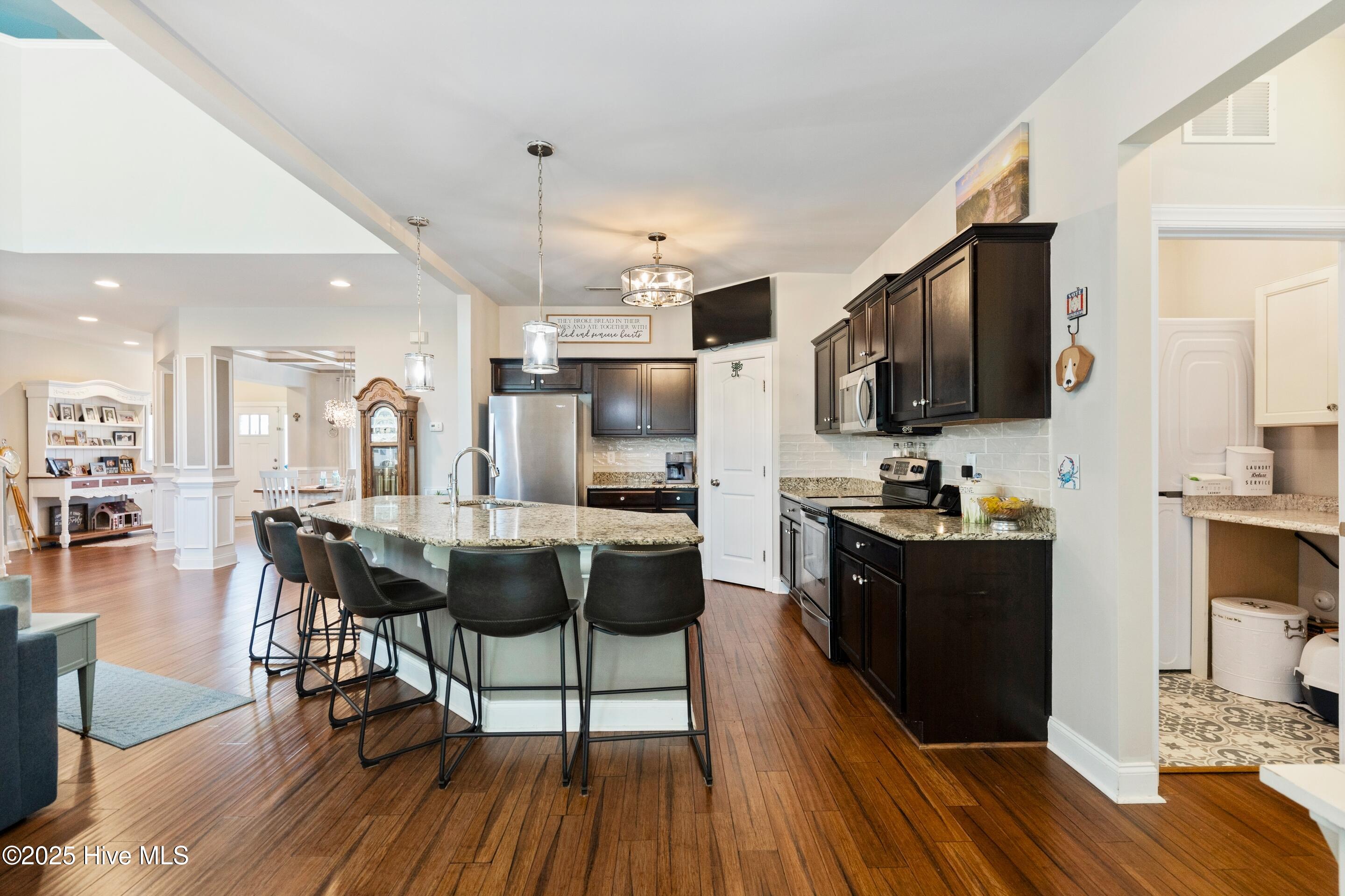 100532495 | Photo 20