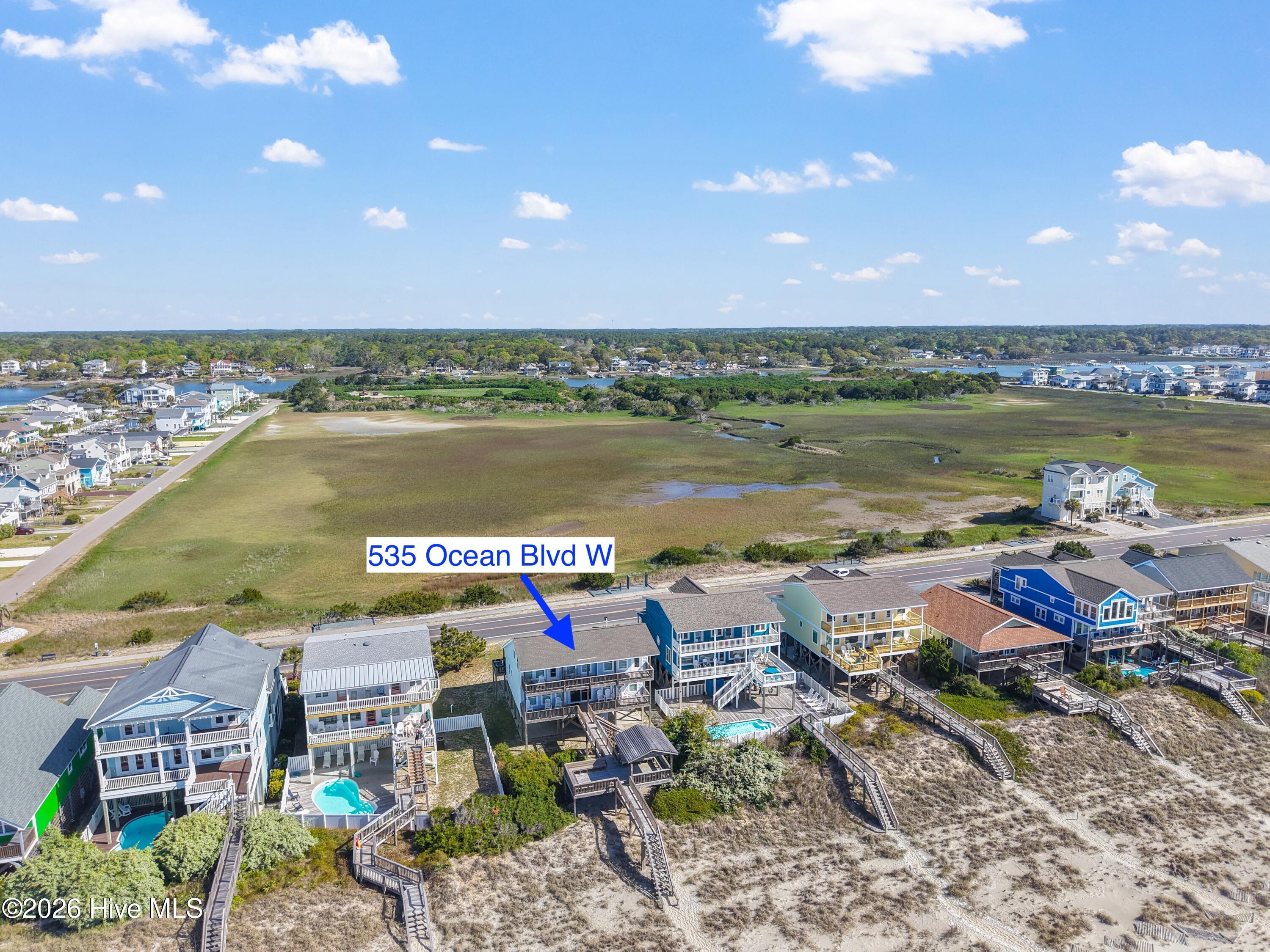 100566525 | Photo 61