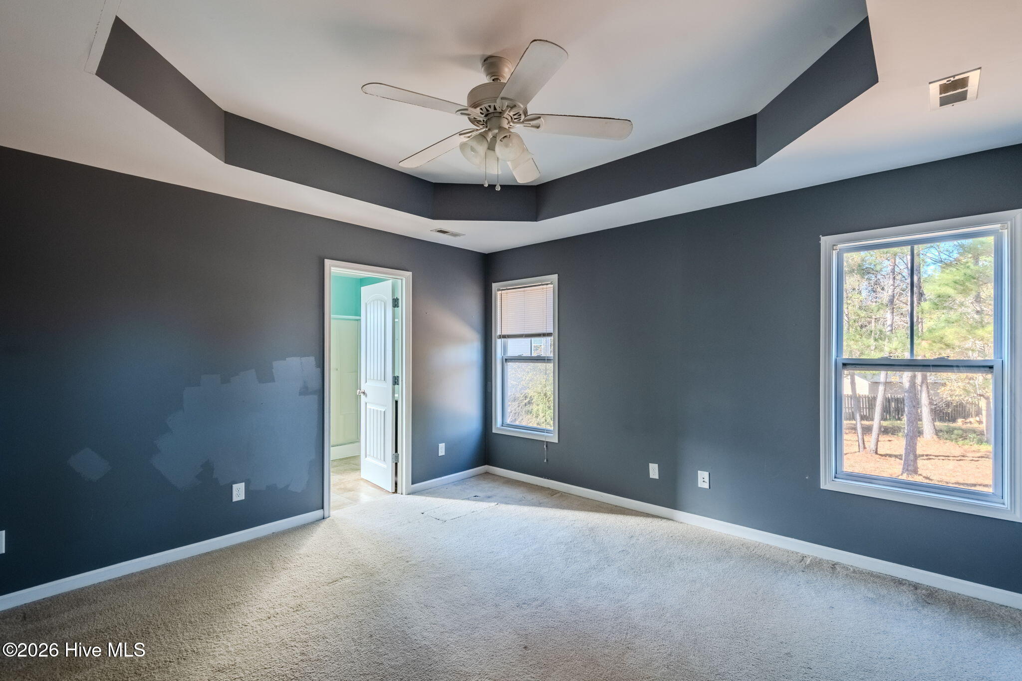 100547305 | Photo 12