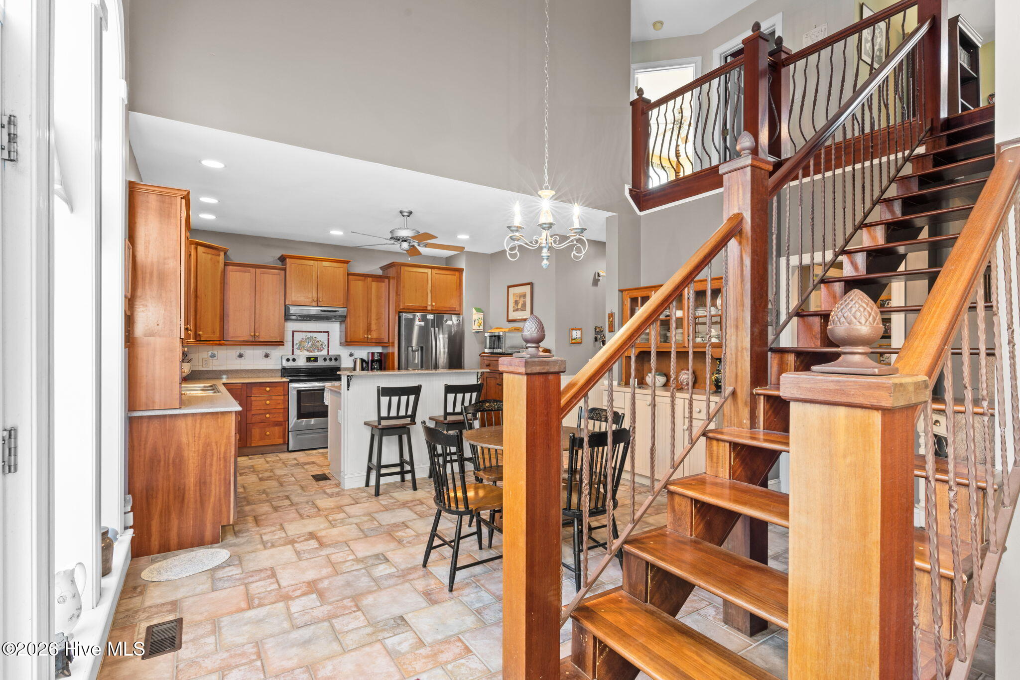 100553599 | Photo 32