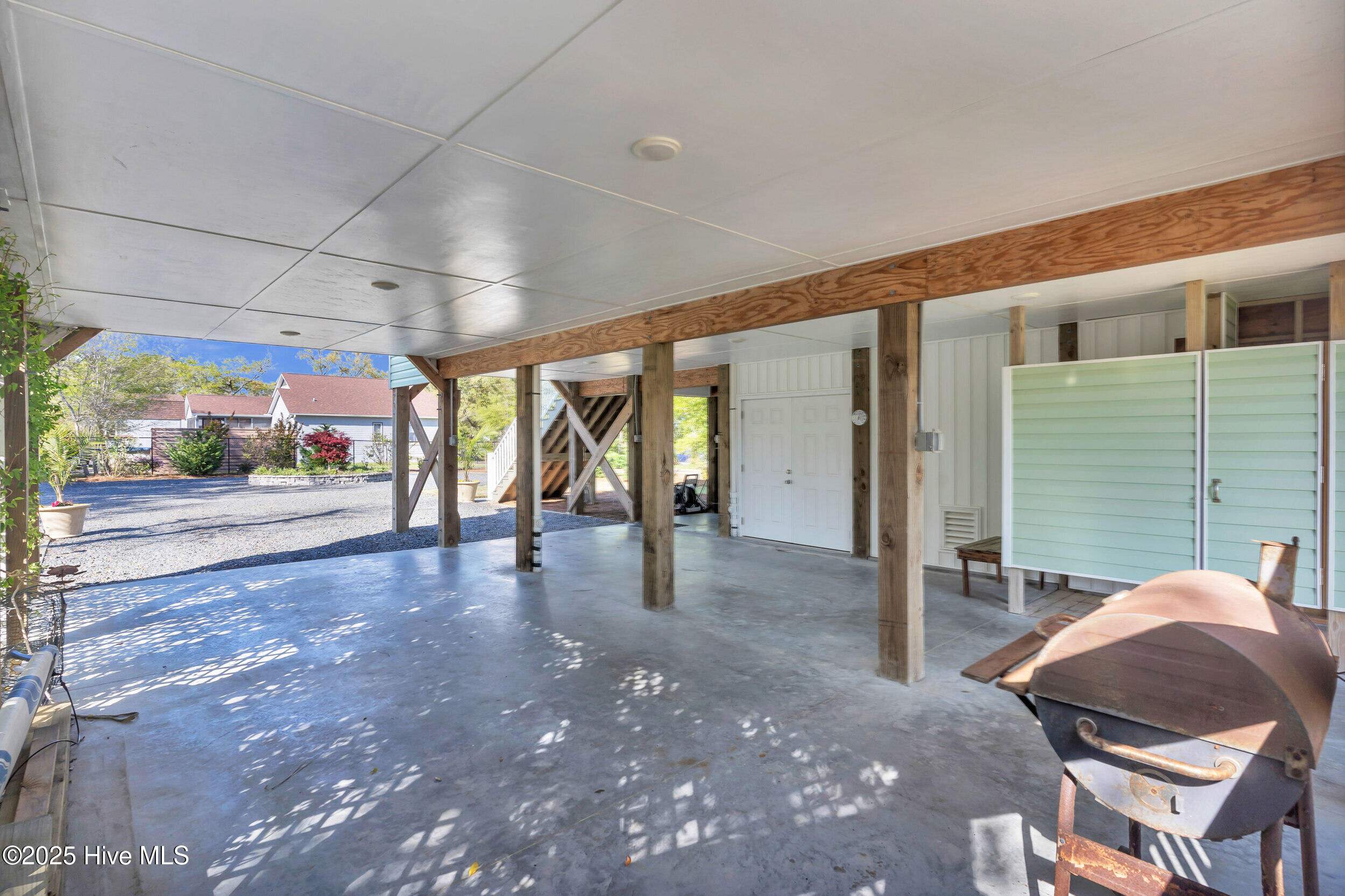 107 SW 25th Street, Oak Island, NC, 28465