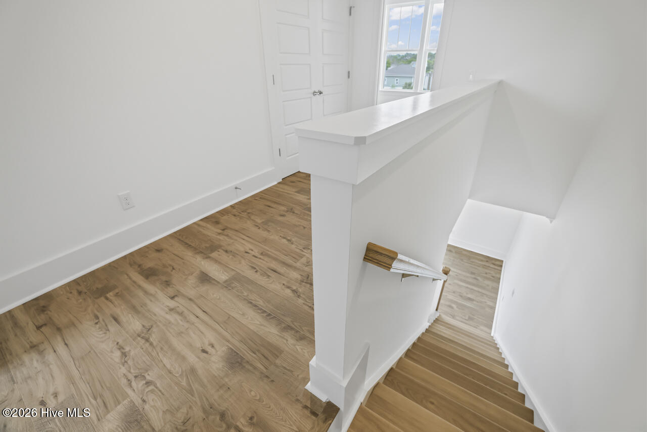 100544429 | Photo 22