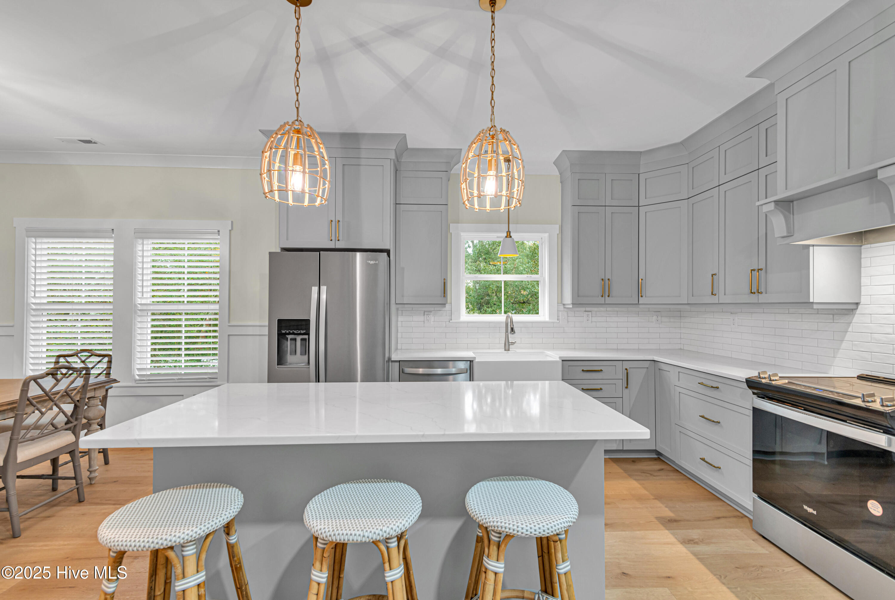 100542674 | Photo 13