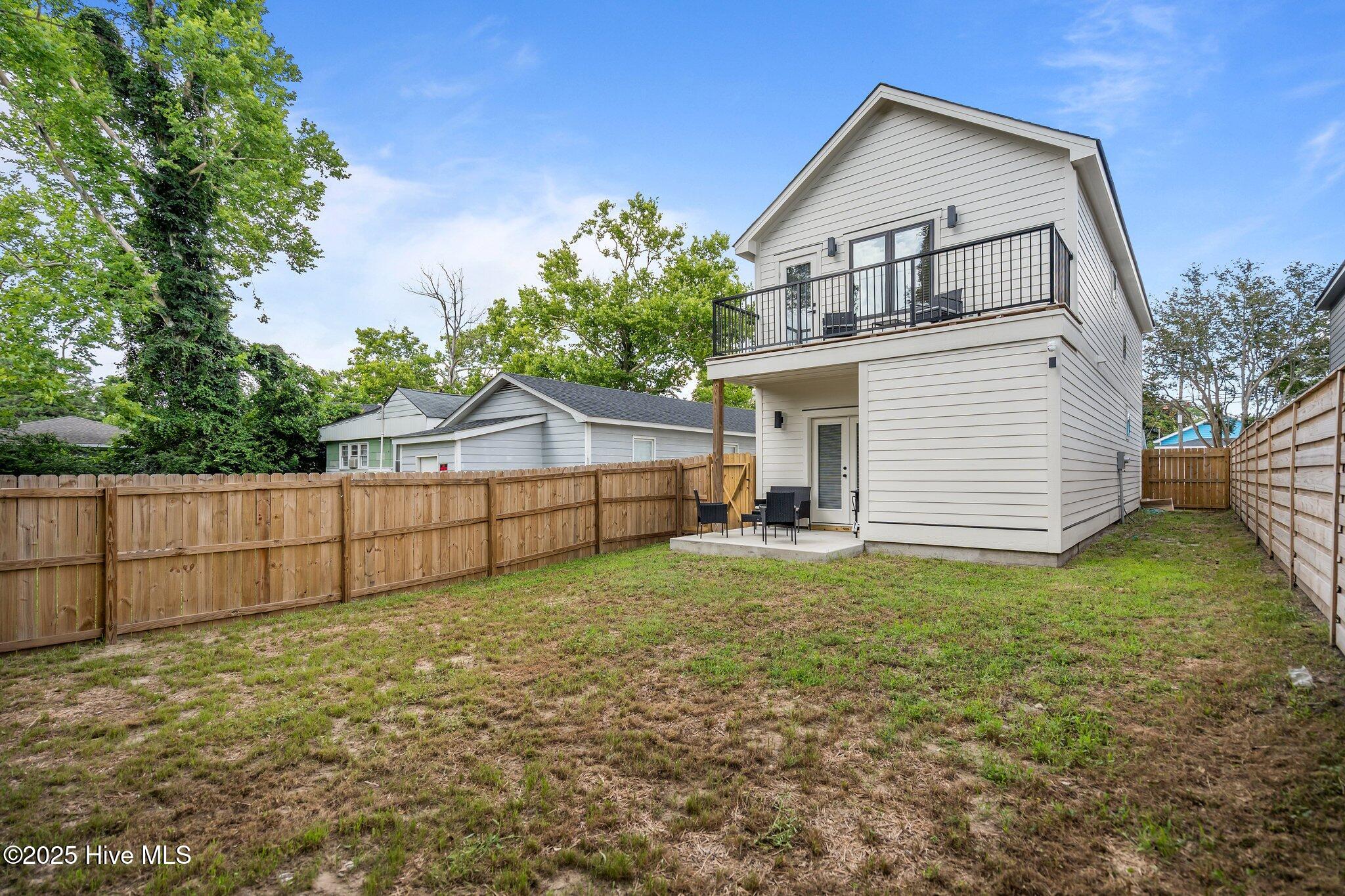 100536872 | Photo 46