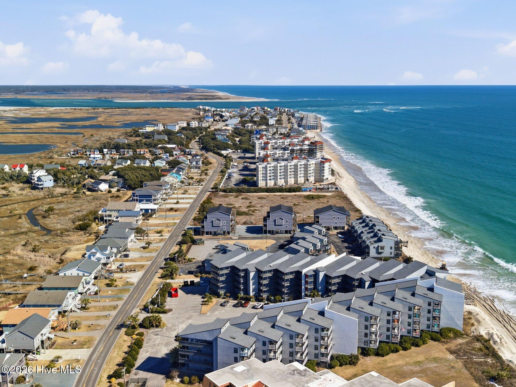 100558003 | Photo 11