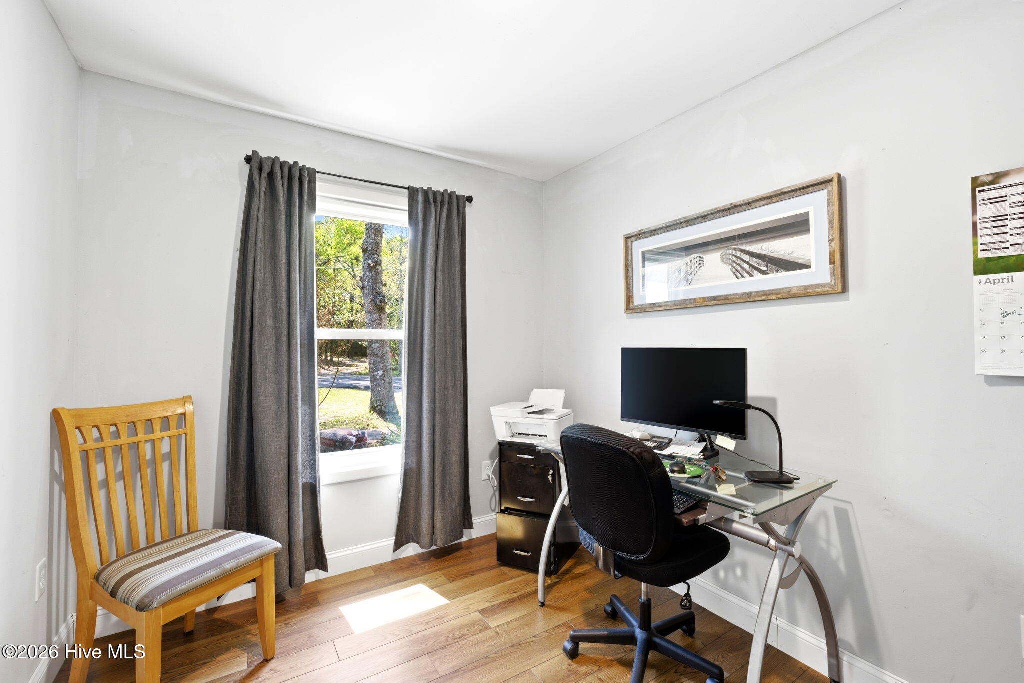 100564618 | Photo 41