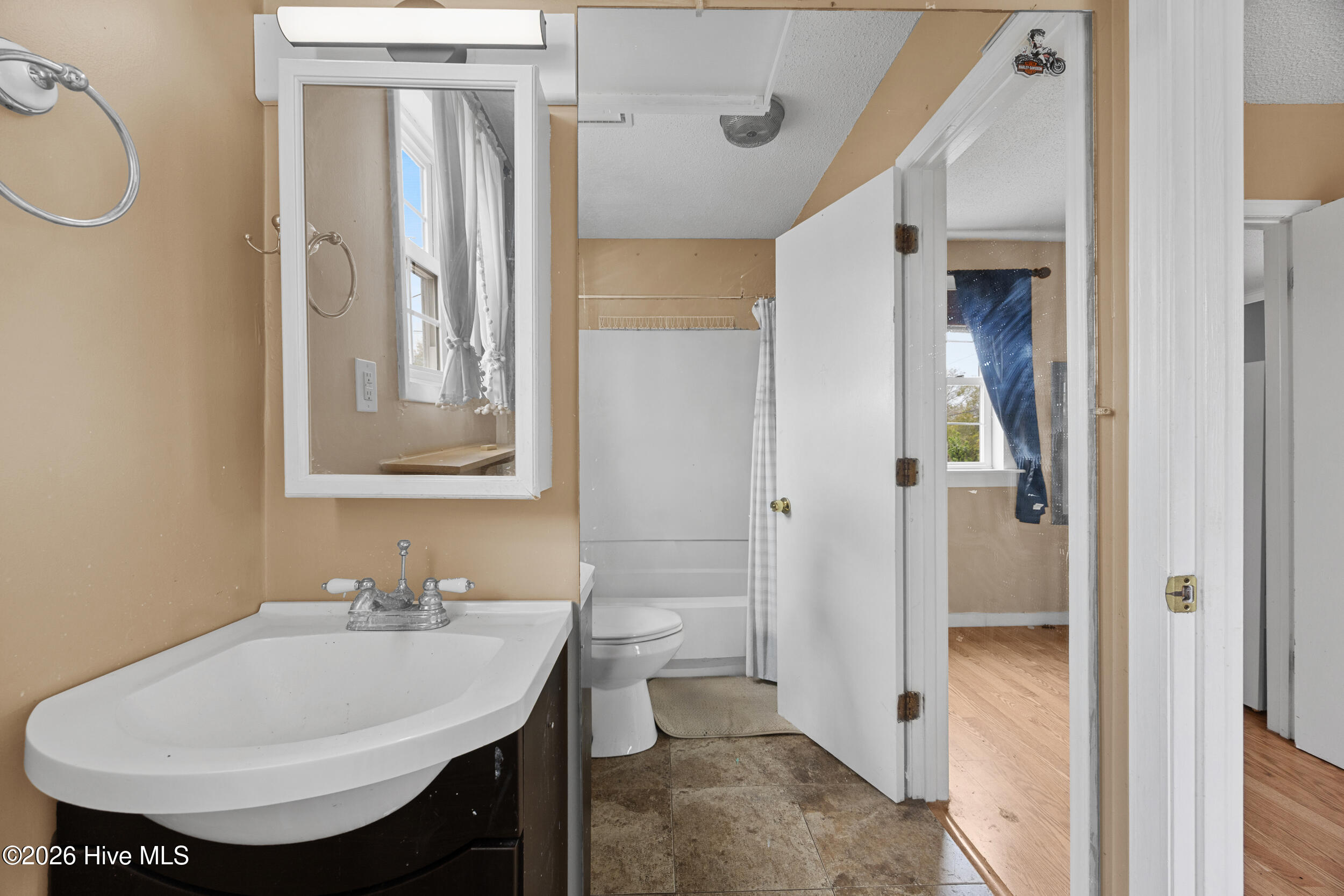 Shirley Johnson - MLS Number: 100558081