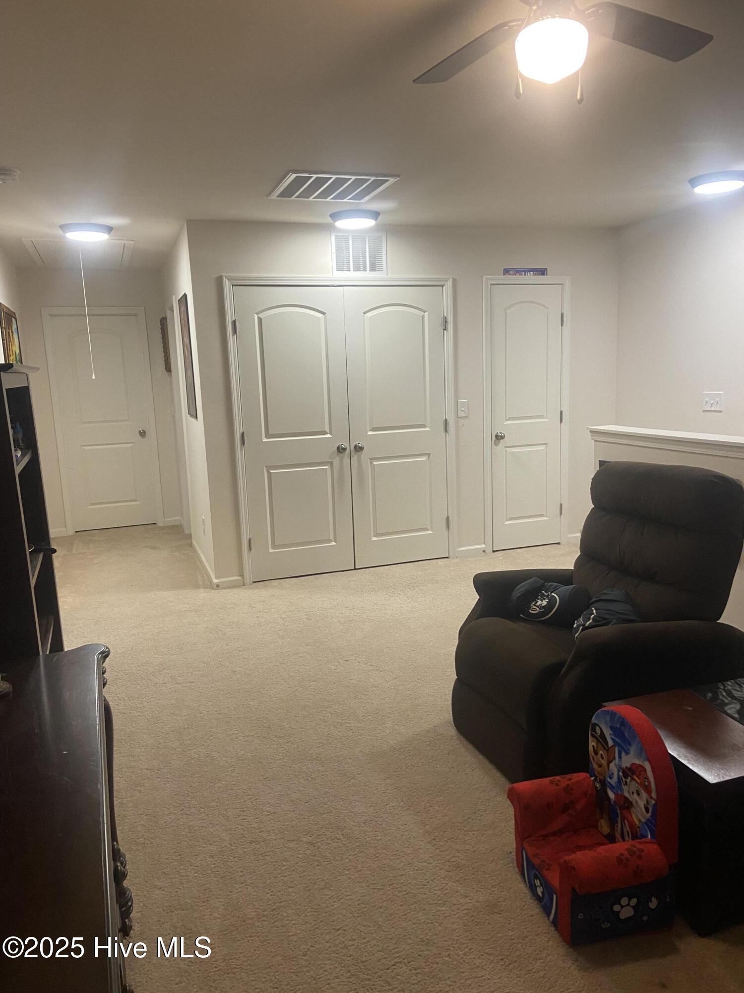 100480132 | Photo 26