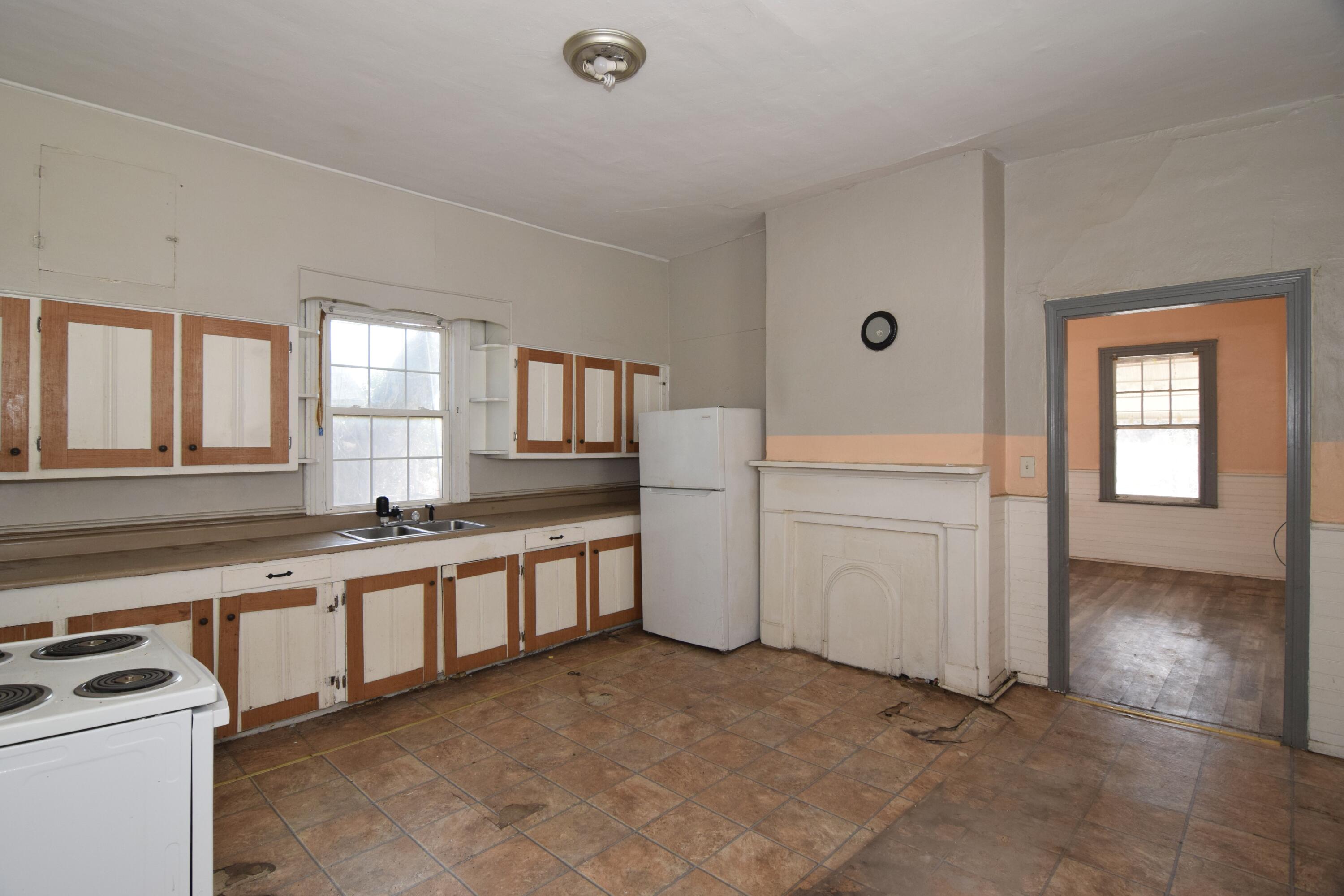 Homes for sale in Augusta, GA | 1817 Ellis St, Augusta, GA 30904 | MLS# 551984