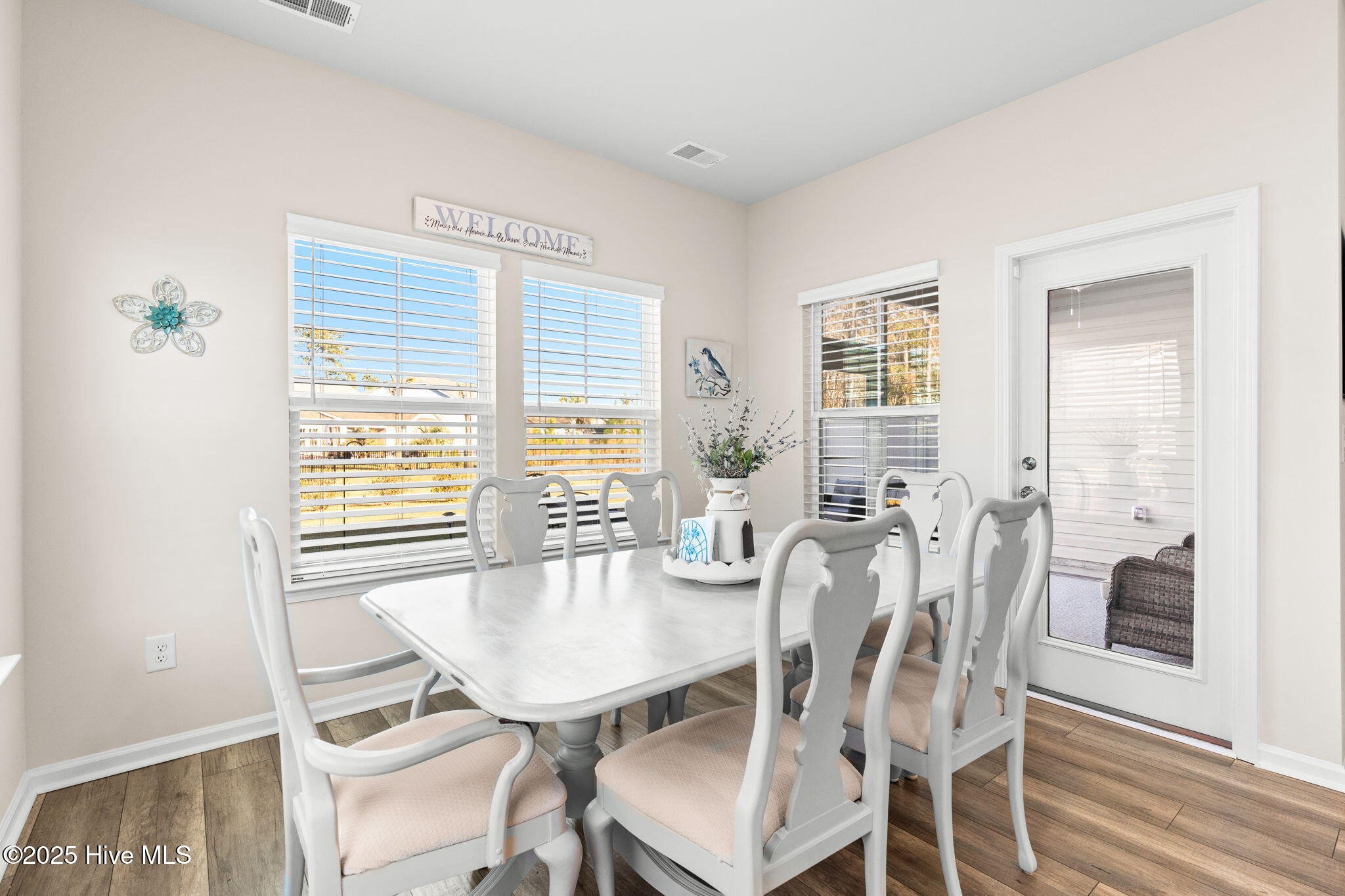 100495537 | Photo 14