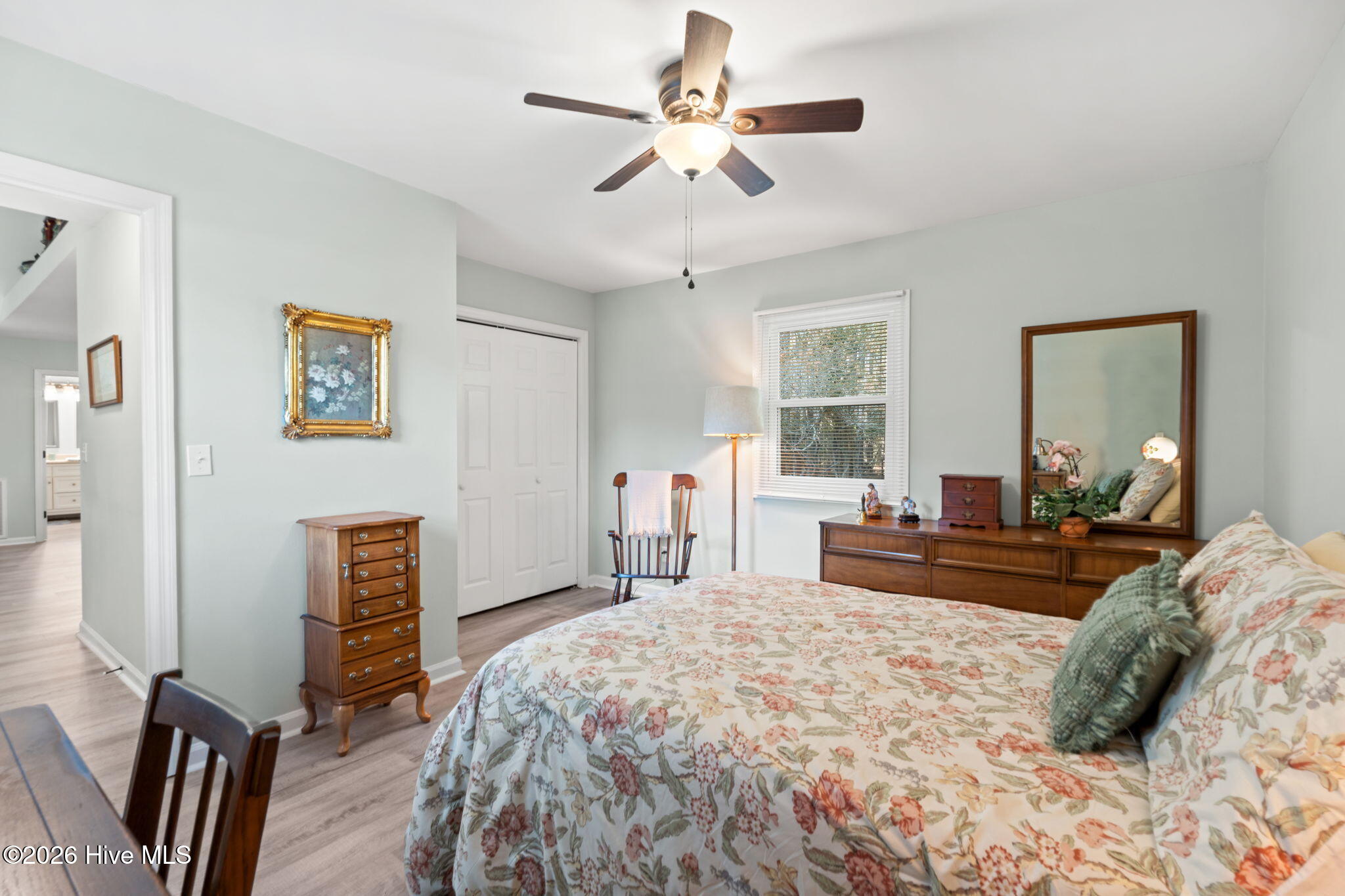 100563961 | Photo 14