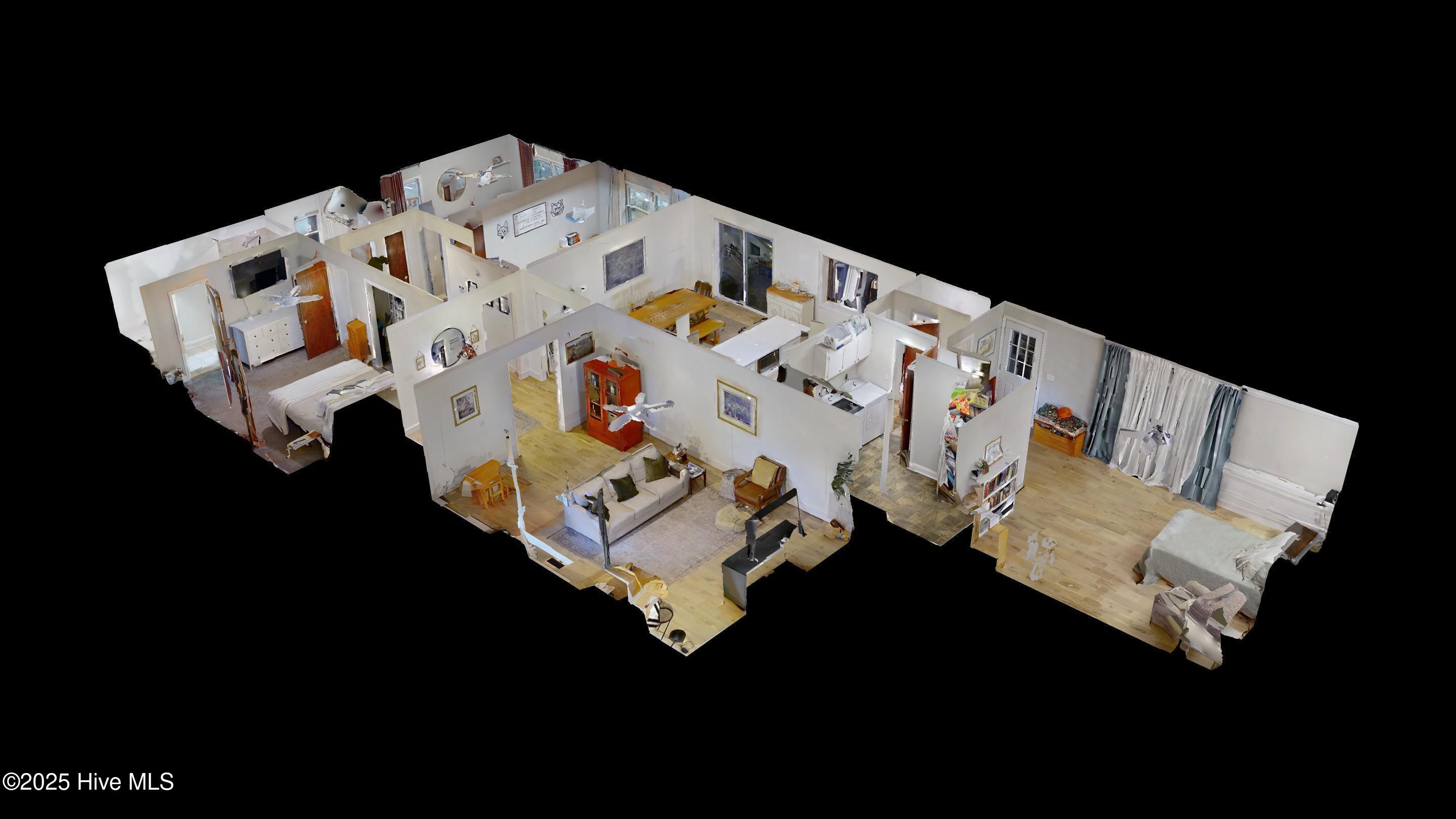 100544095 | Photo 42