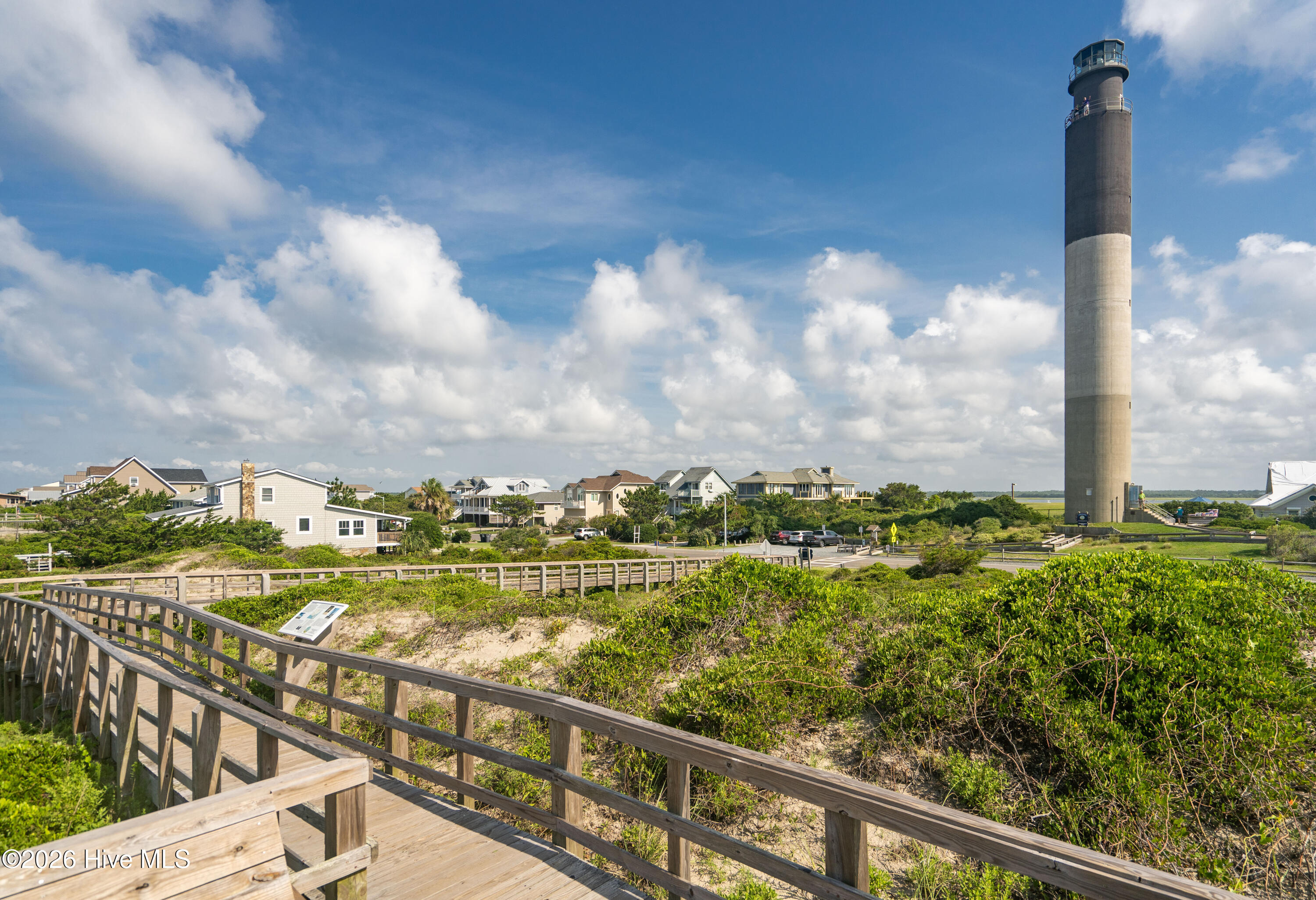 100551822 | Photo 87