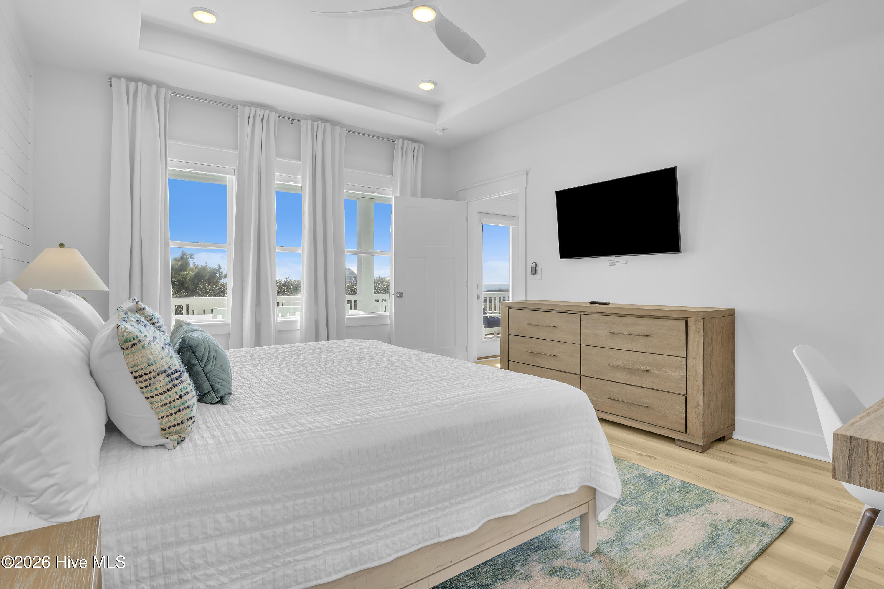 100549565 | Photo 34