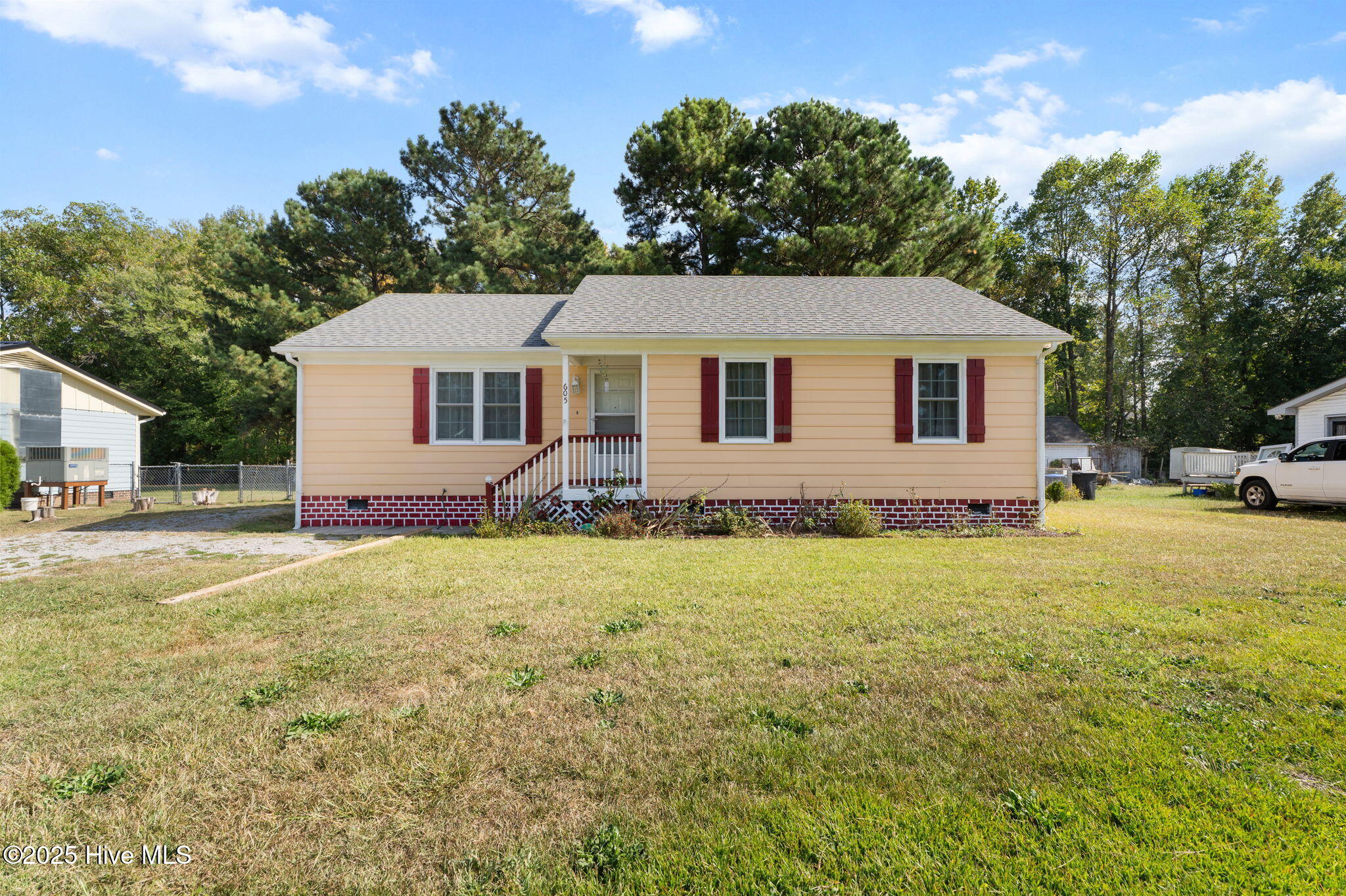 1_photo-605-judge-street