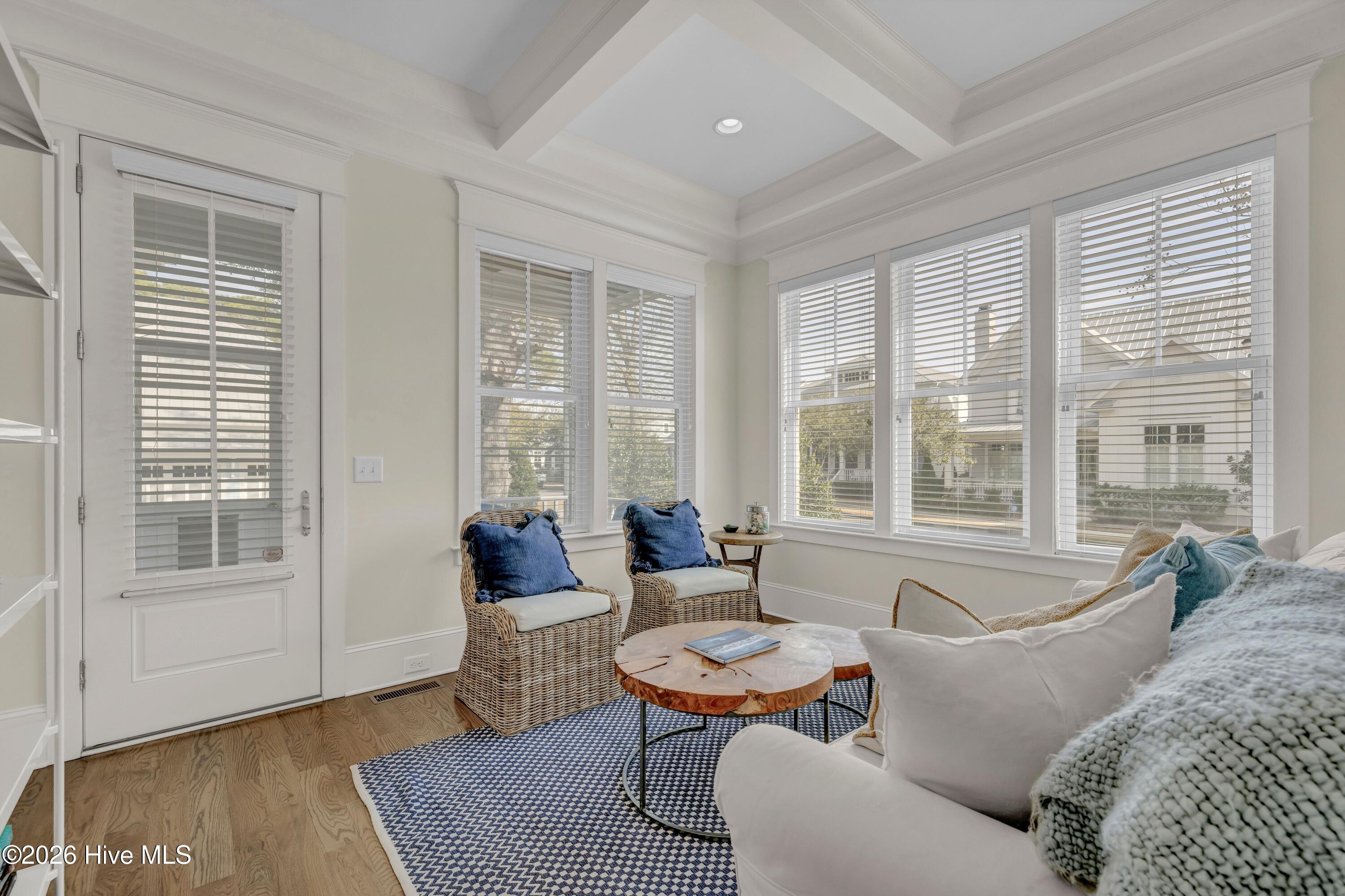 100549123 | Photo 14