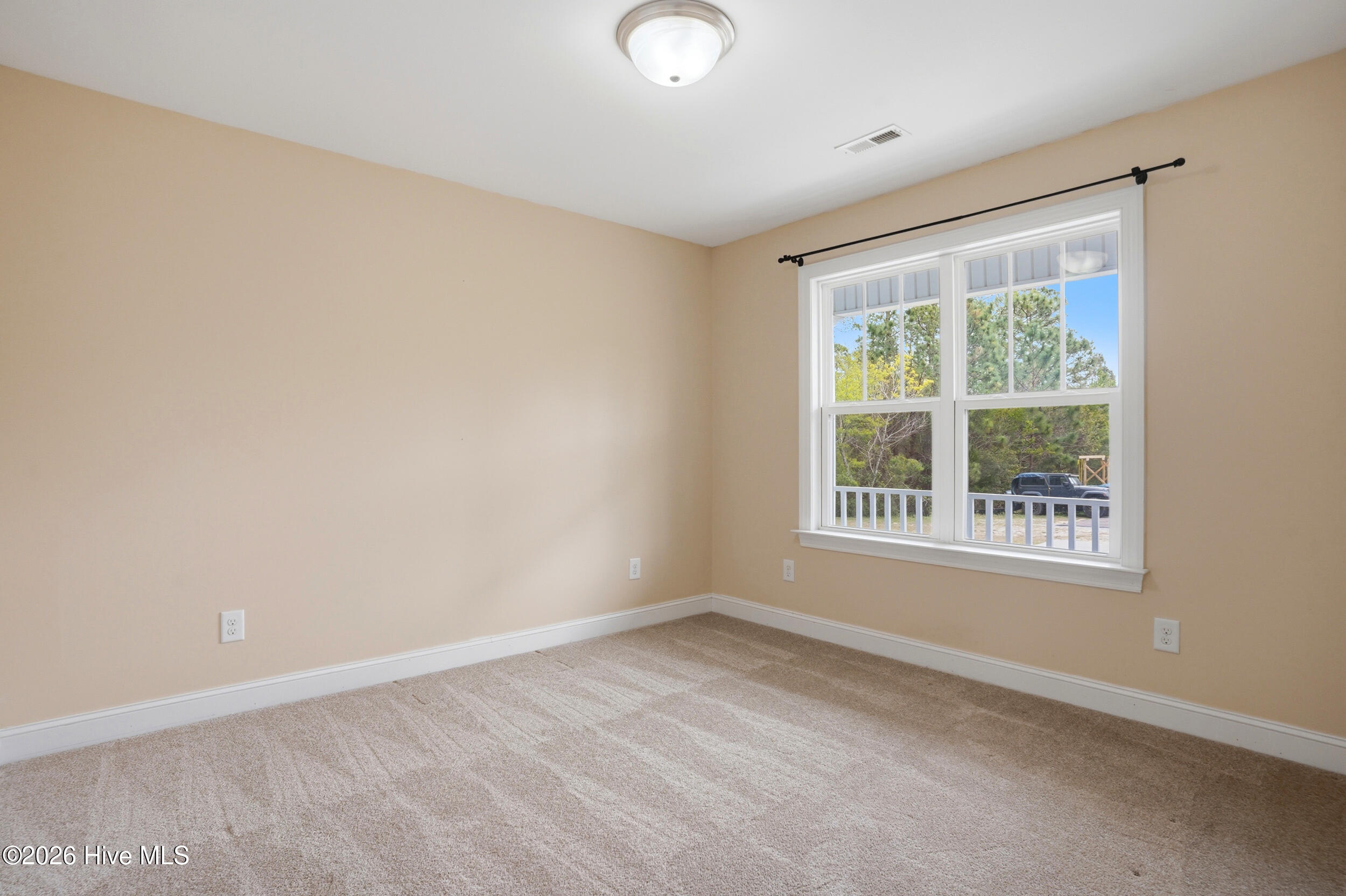 100564598 | Photo 22