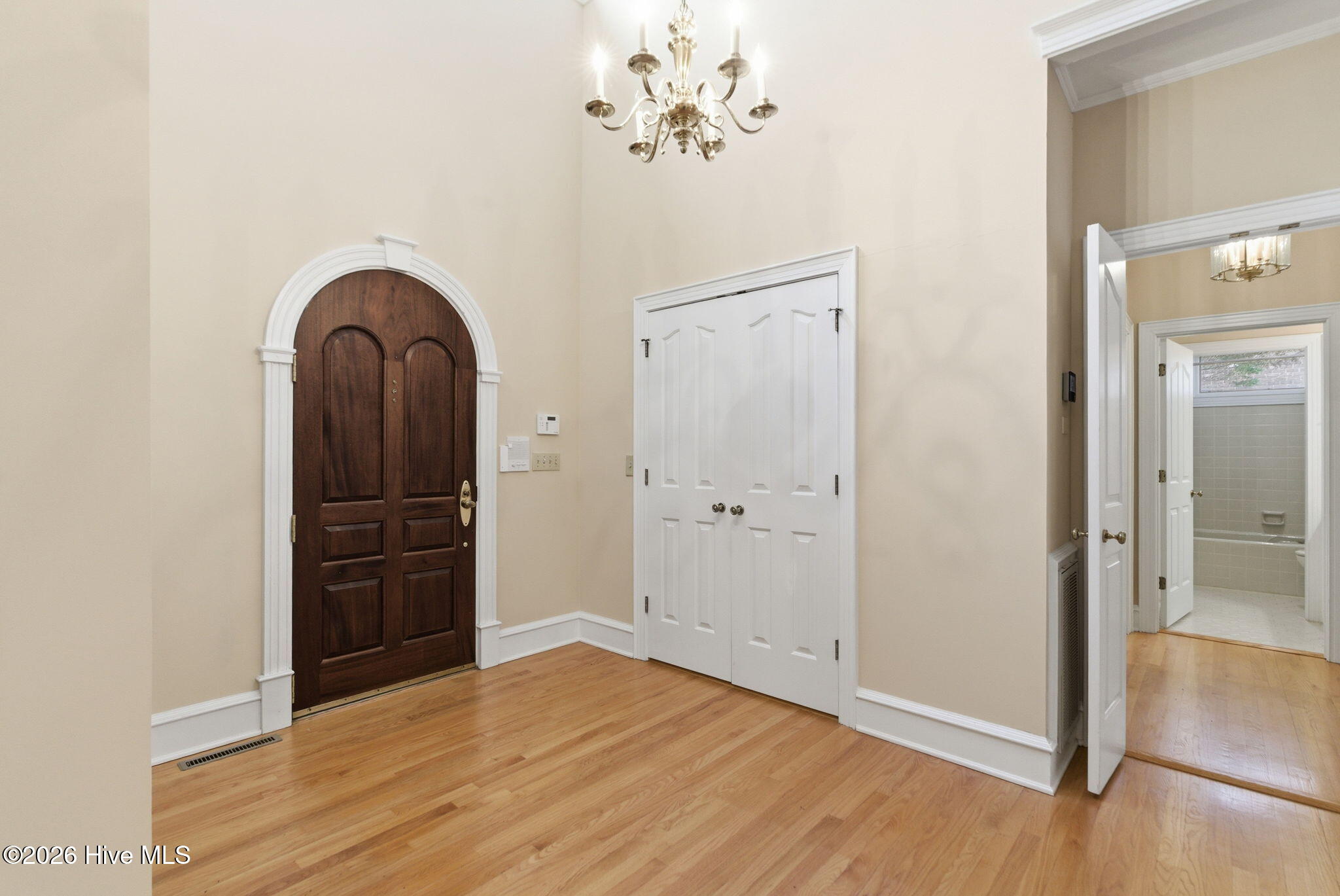 3 Sodbury Court-10