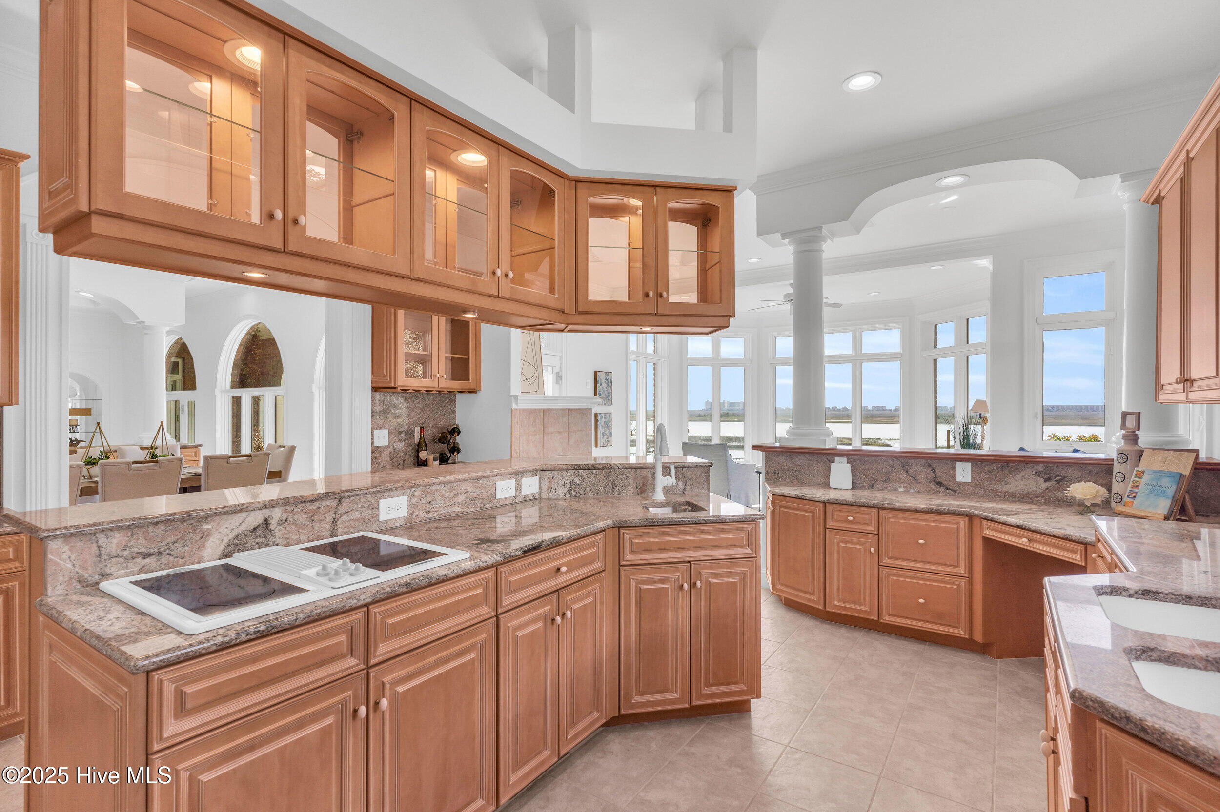 100505592 | Photo 20