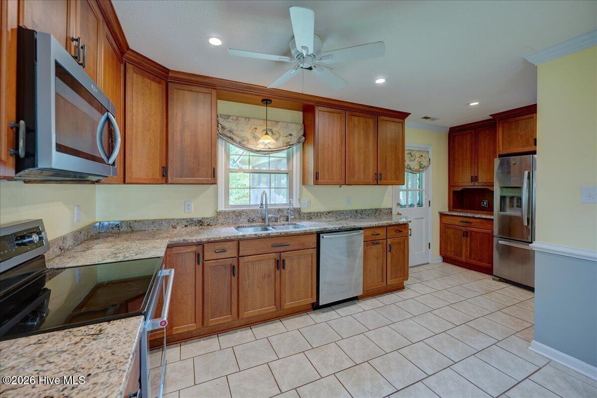 4904 Hillandale Road,Trent Woods