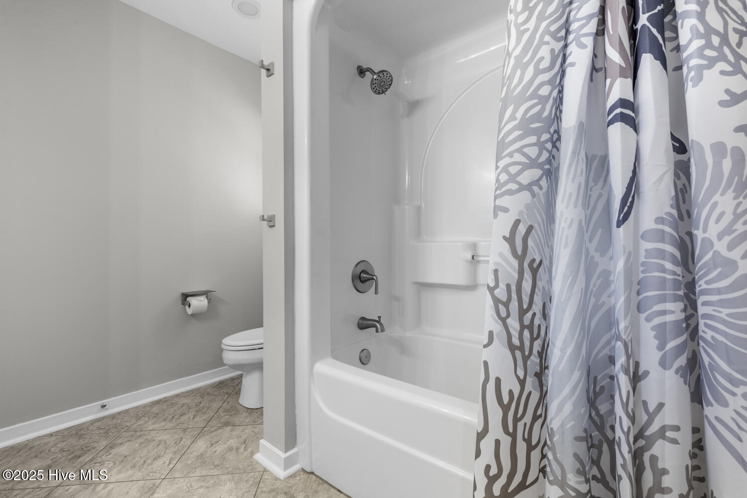 100535668 | Photo 34