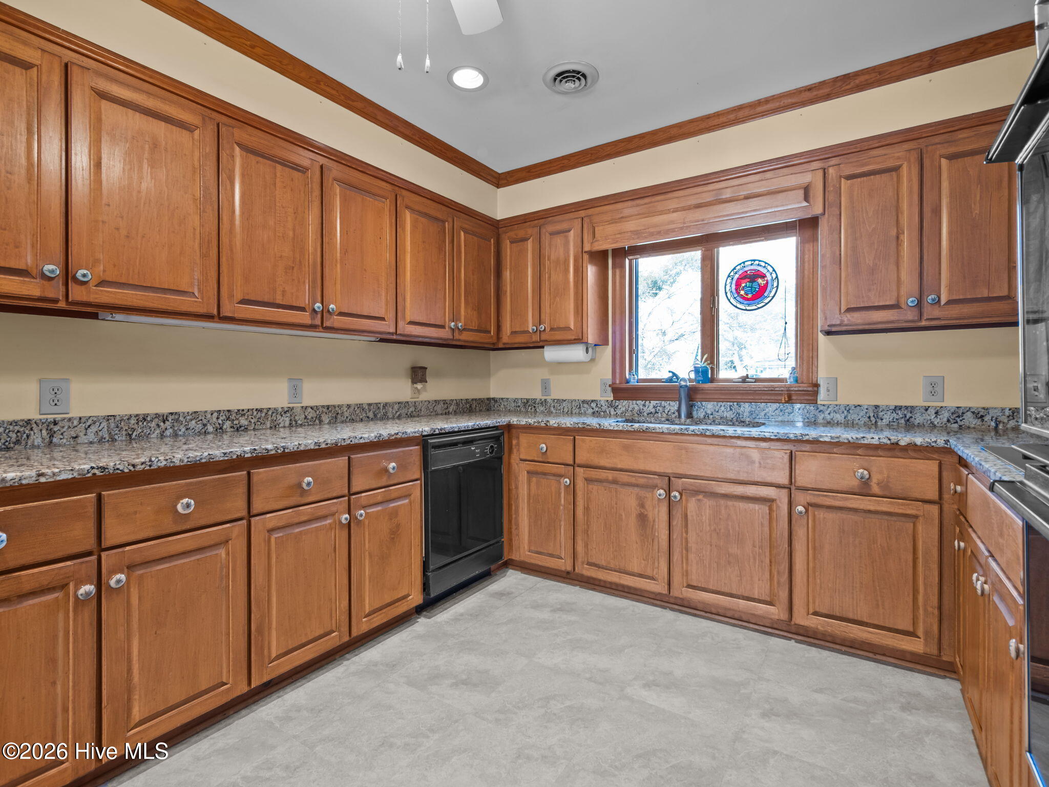 200 Pelican Drive, Newport, NC, 28570