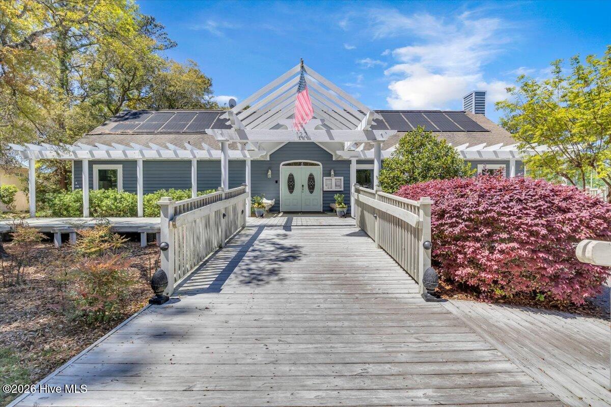 100565920 | Photo 74