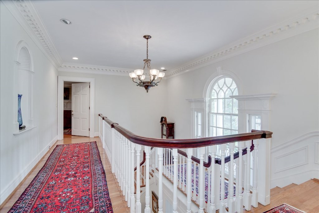 Incredible architectural details and sunny views