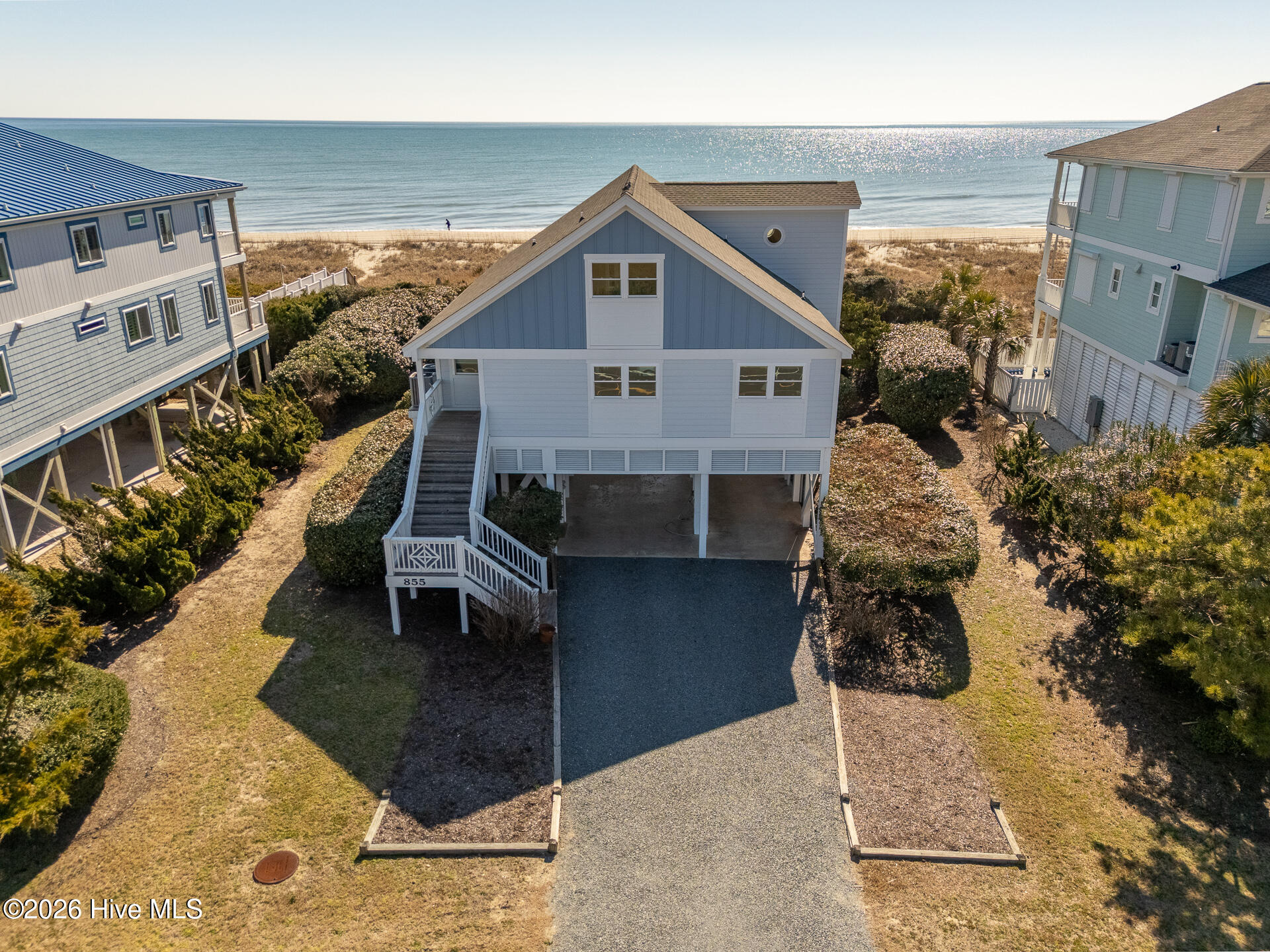 100556011 | Photo 12