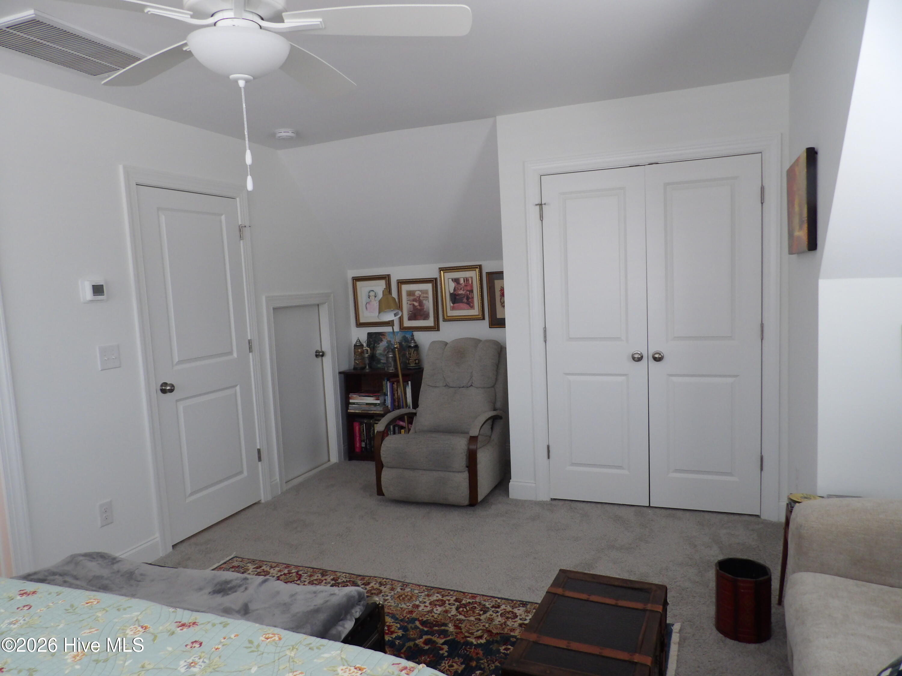 100561891 | Photo 47