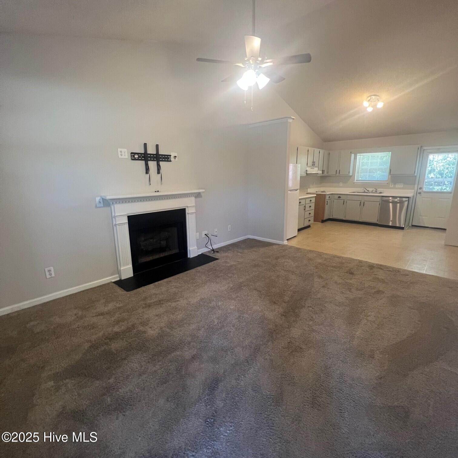 Living Room - 4116-A Bridge Ct