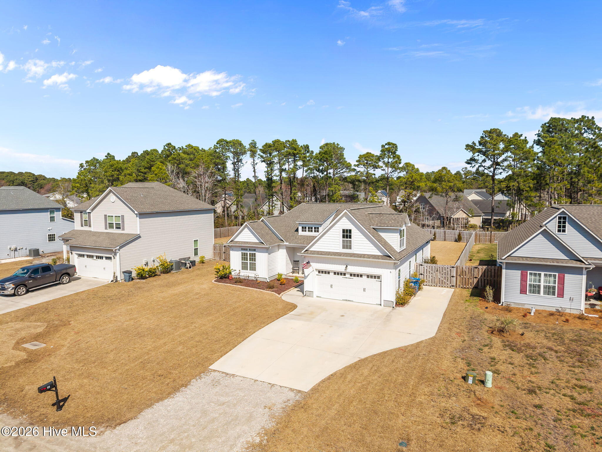 100557653 | Photo 52